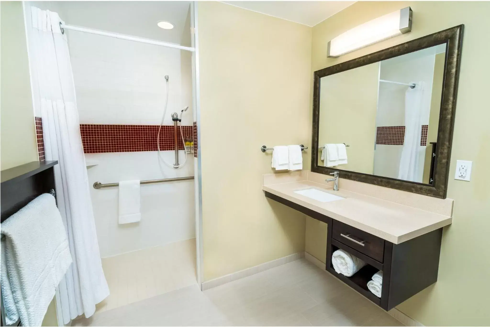 Bathroom in Staybridge Suites - Newark - Fremont by IHG Bathroom in Staybridge Suites - Newark - Fremont by IHG