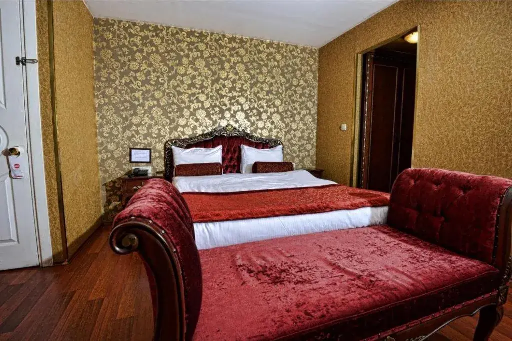 Bed in Hotel Santa Hill