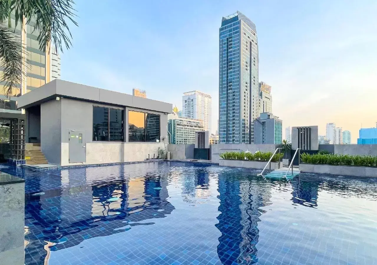 Property building, Swimming Pool in Eleven Hotel Bangkok Sukhumvit 11
