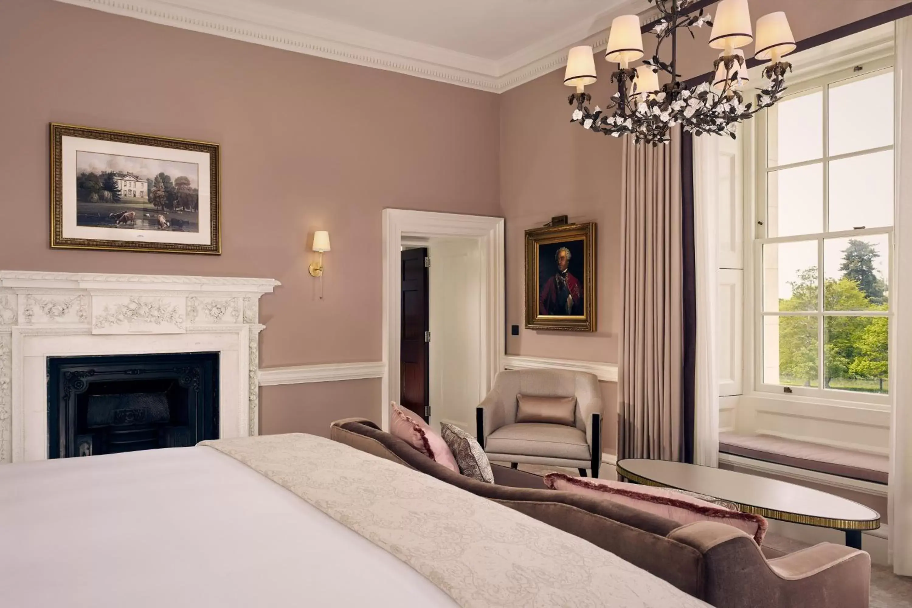 Bedroom in The Langley, a Luxury Collection Hotel, Buckinghamshire