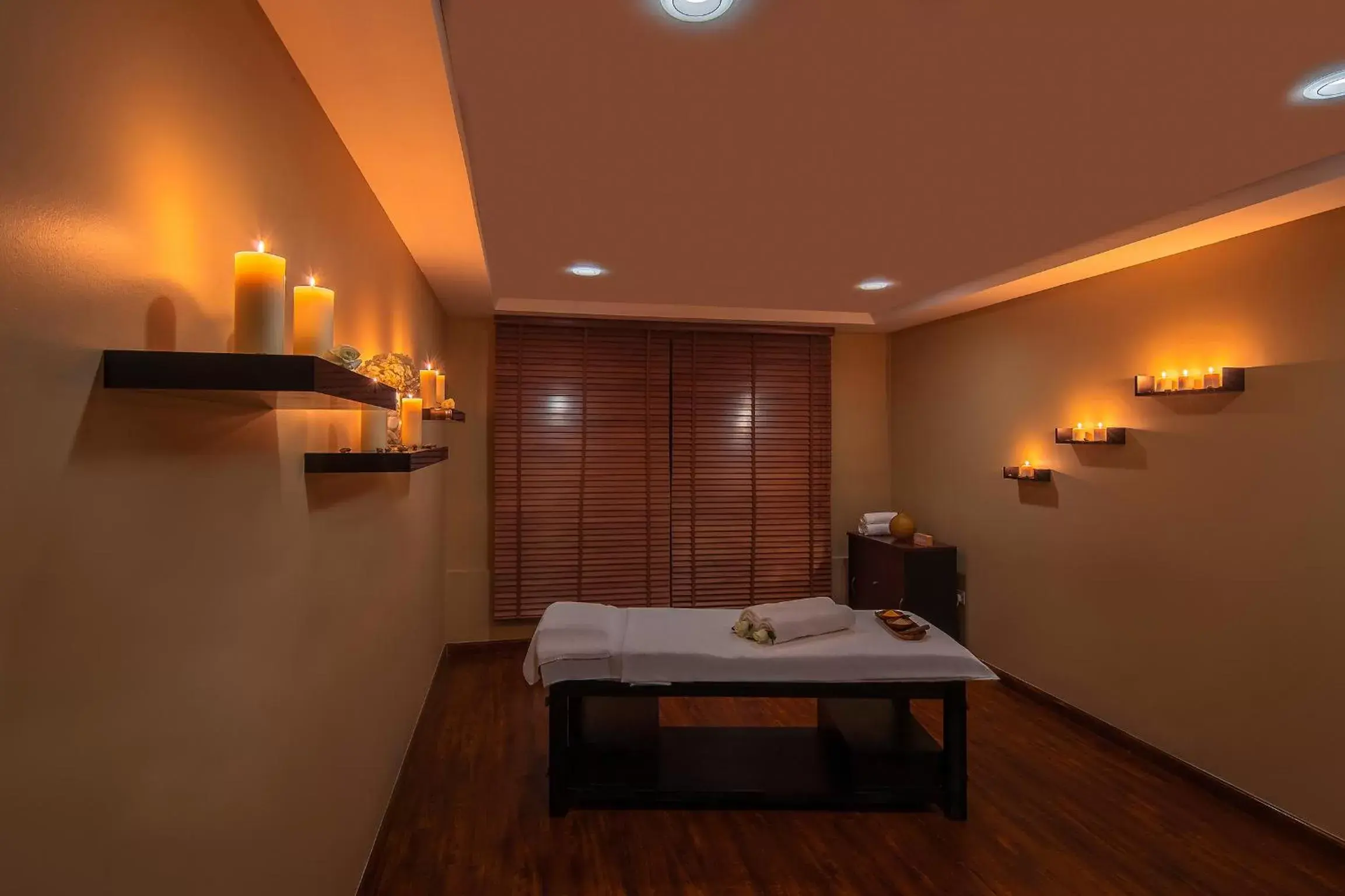 Massage, Bed in Ezdan Hotel West Bay Massage, Bed in Ezdan Hotel West Bay