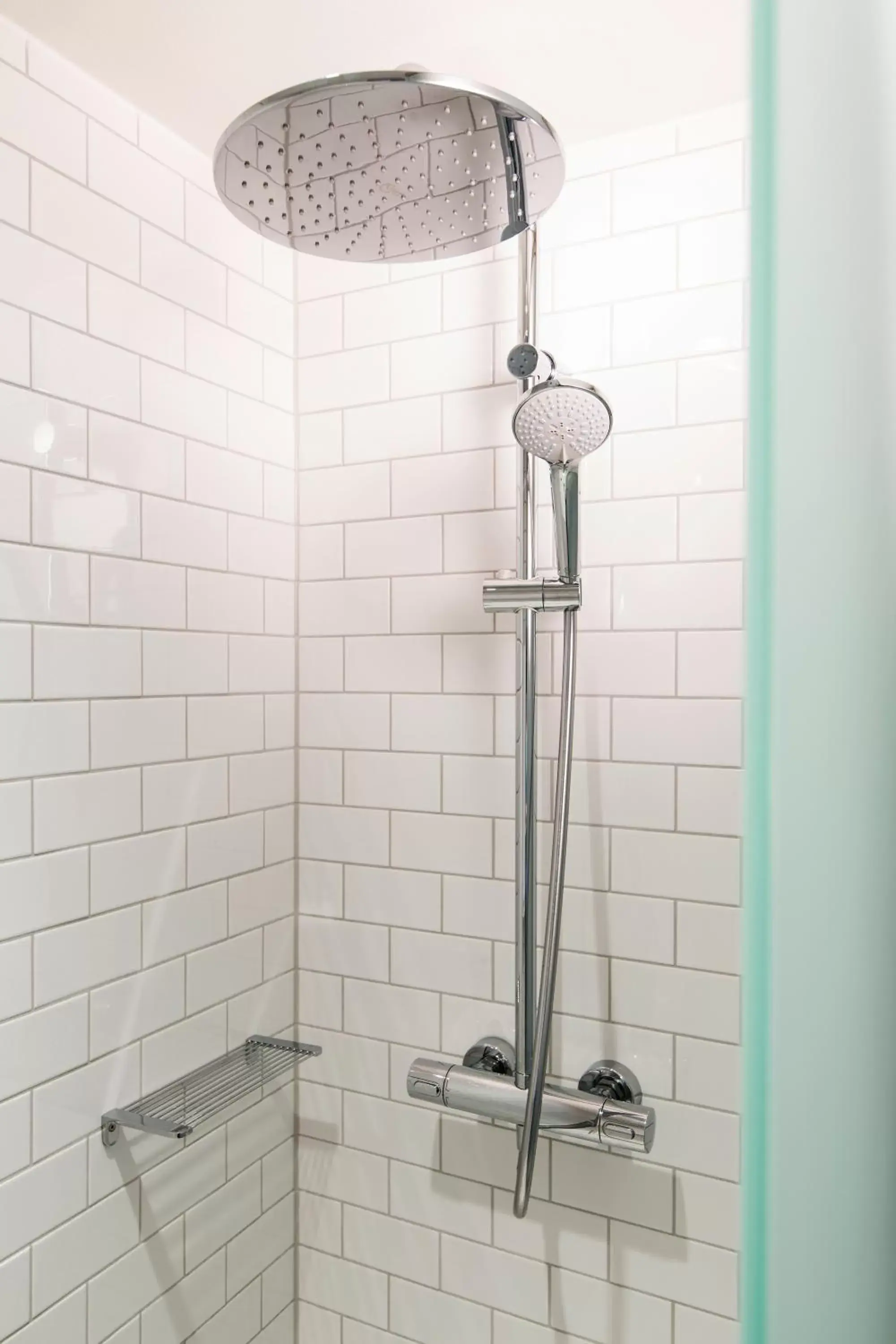 Shower, Bathroom in pentahotel Eisenach