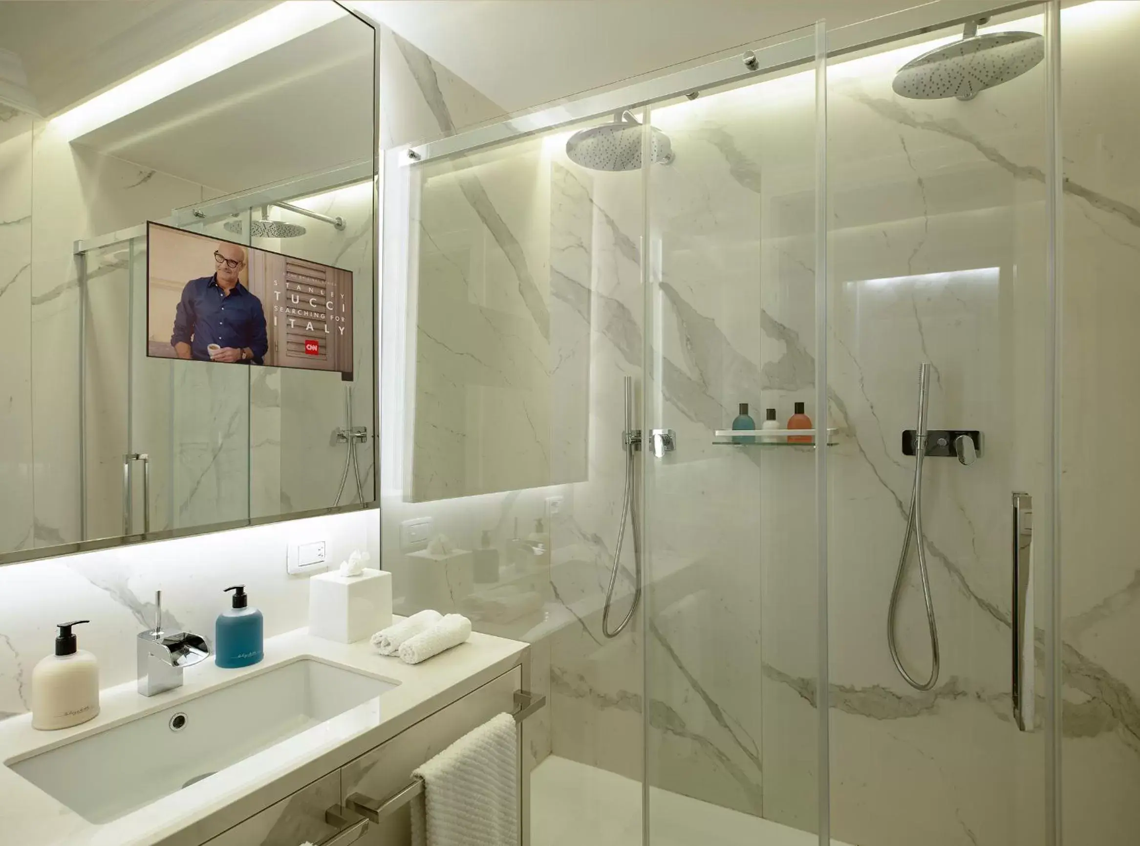 Shower, Bathroom in Elizabeth Unique Hotel | a Member of Design Hotels™
