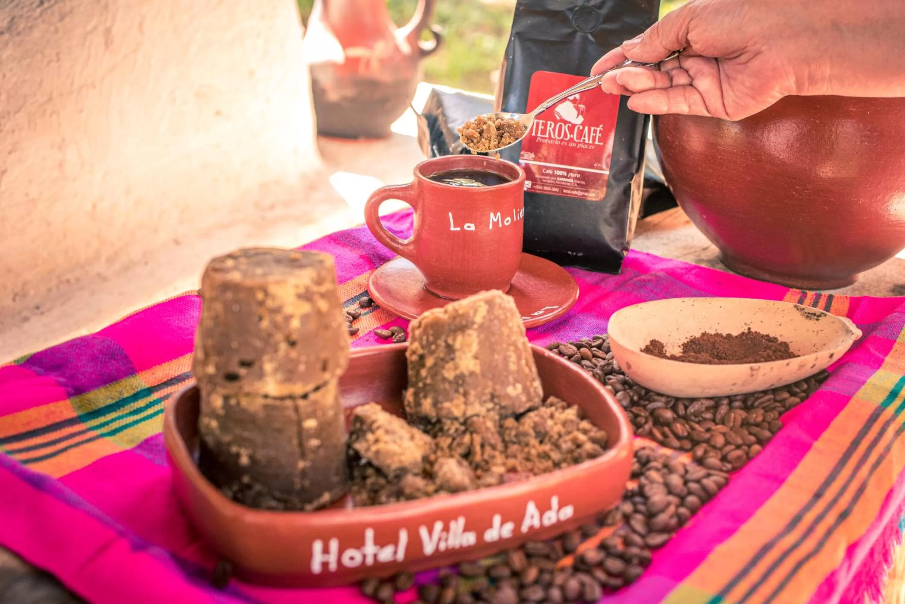 Food in Hotel de Campo Villa de Ada