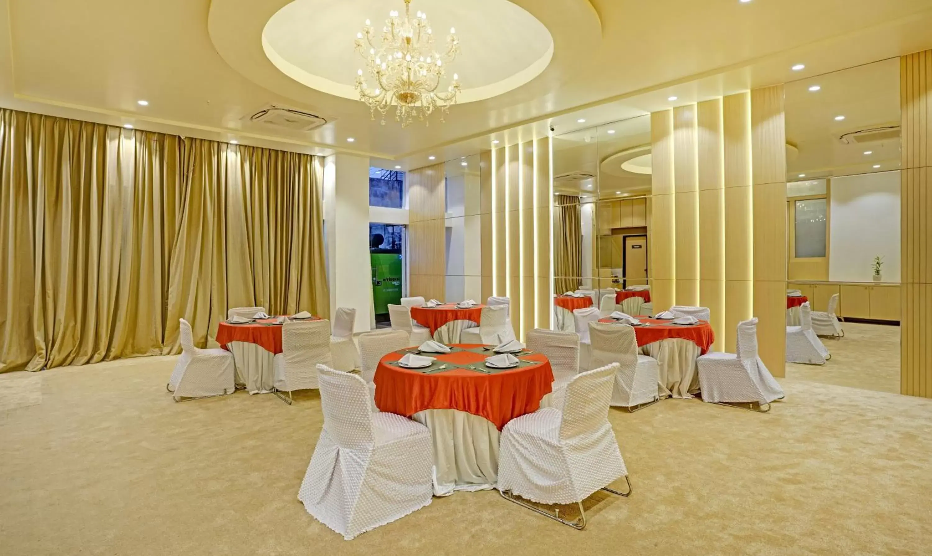 Restaurant/places to eat in Treebo Premium Golden Bliss Trimurti Nagar Square Restaurant/places to eat in Treebo Premium Golden Bliss Trimurti Nagar Square