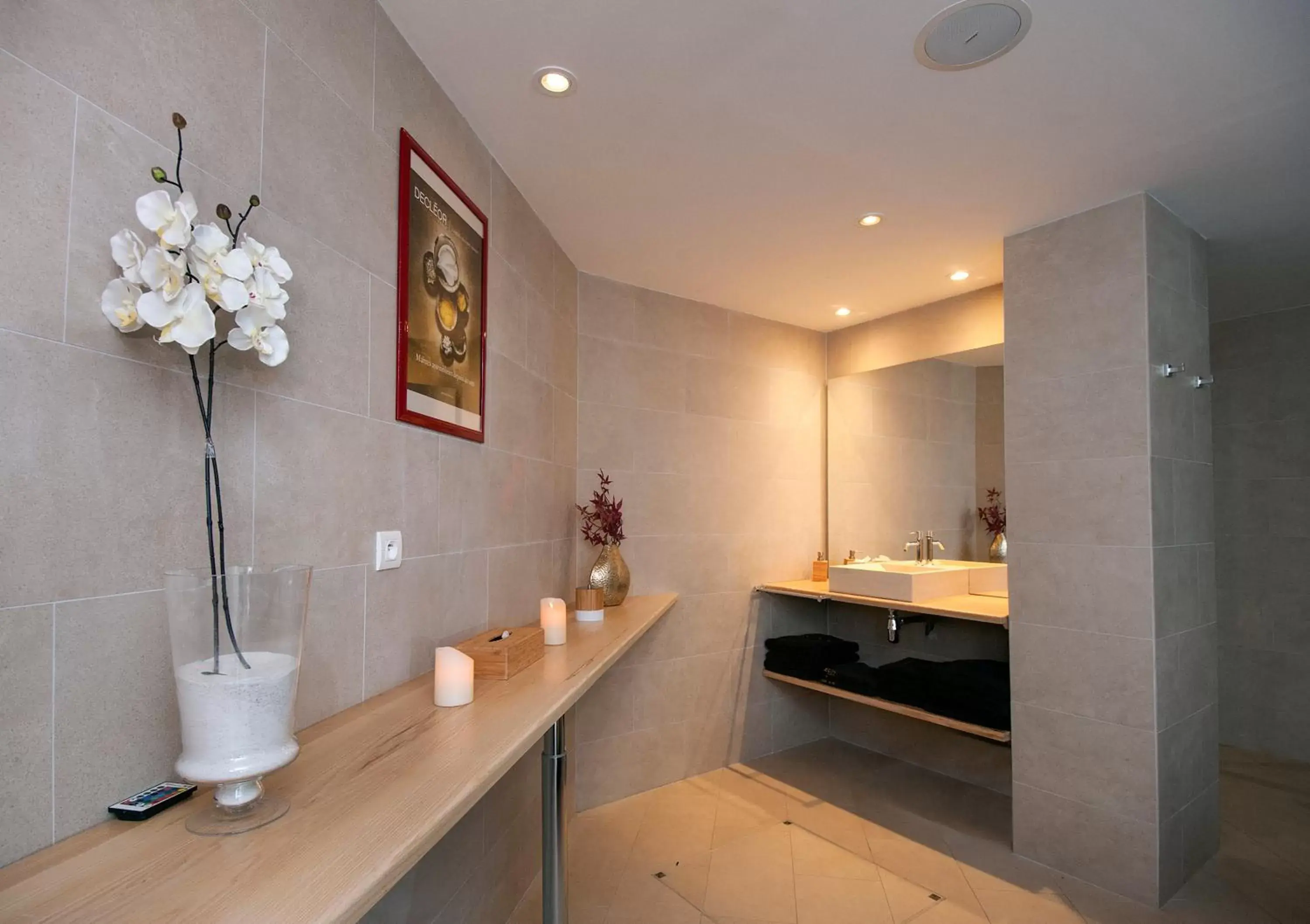 Massage, Bathroom in Le Grand Hôtel Le Touquet-Paris-Plage