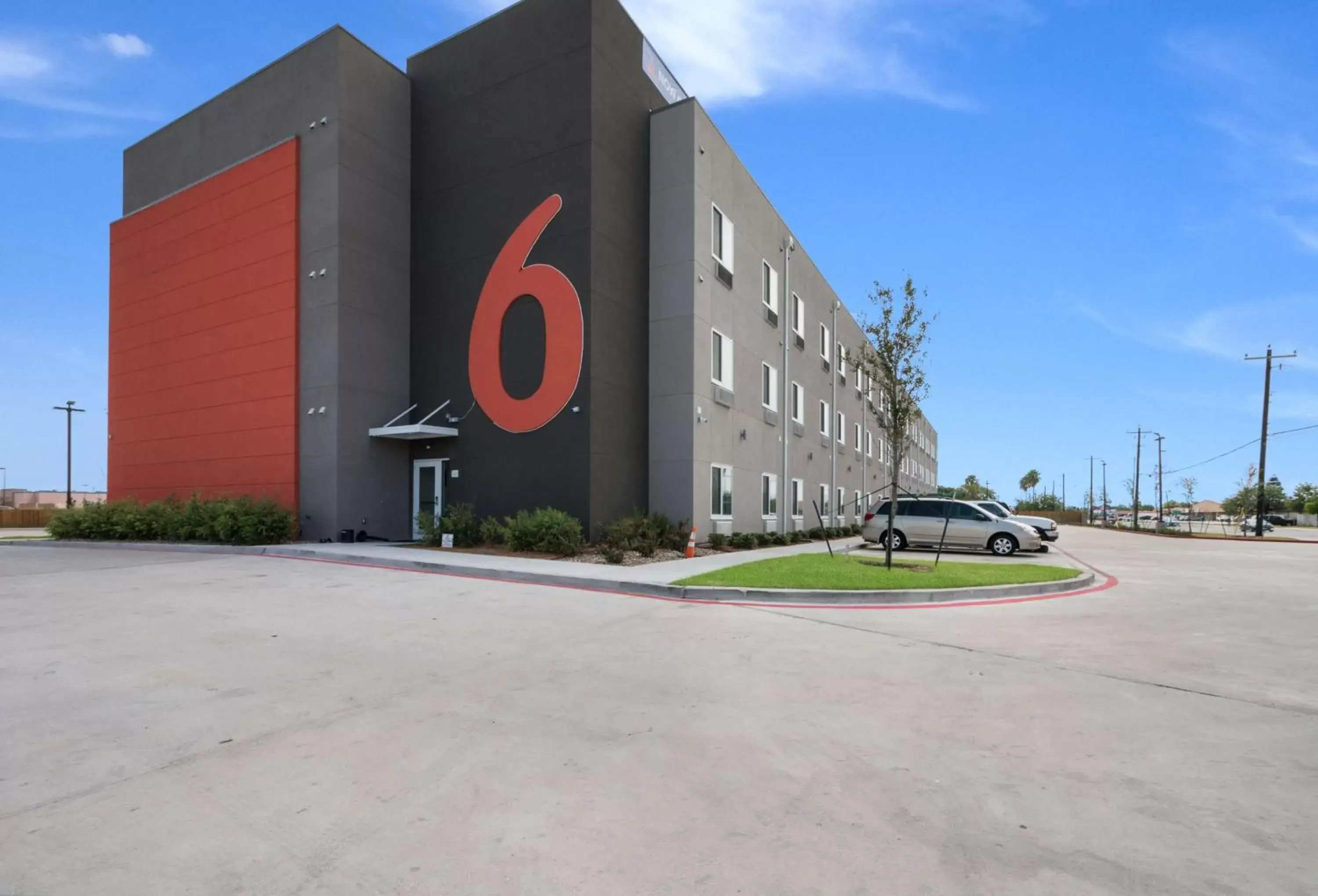 Property building in Motel 6-Corpus Christi, TX