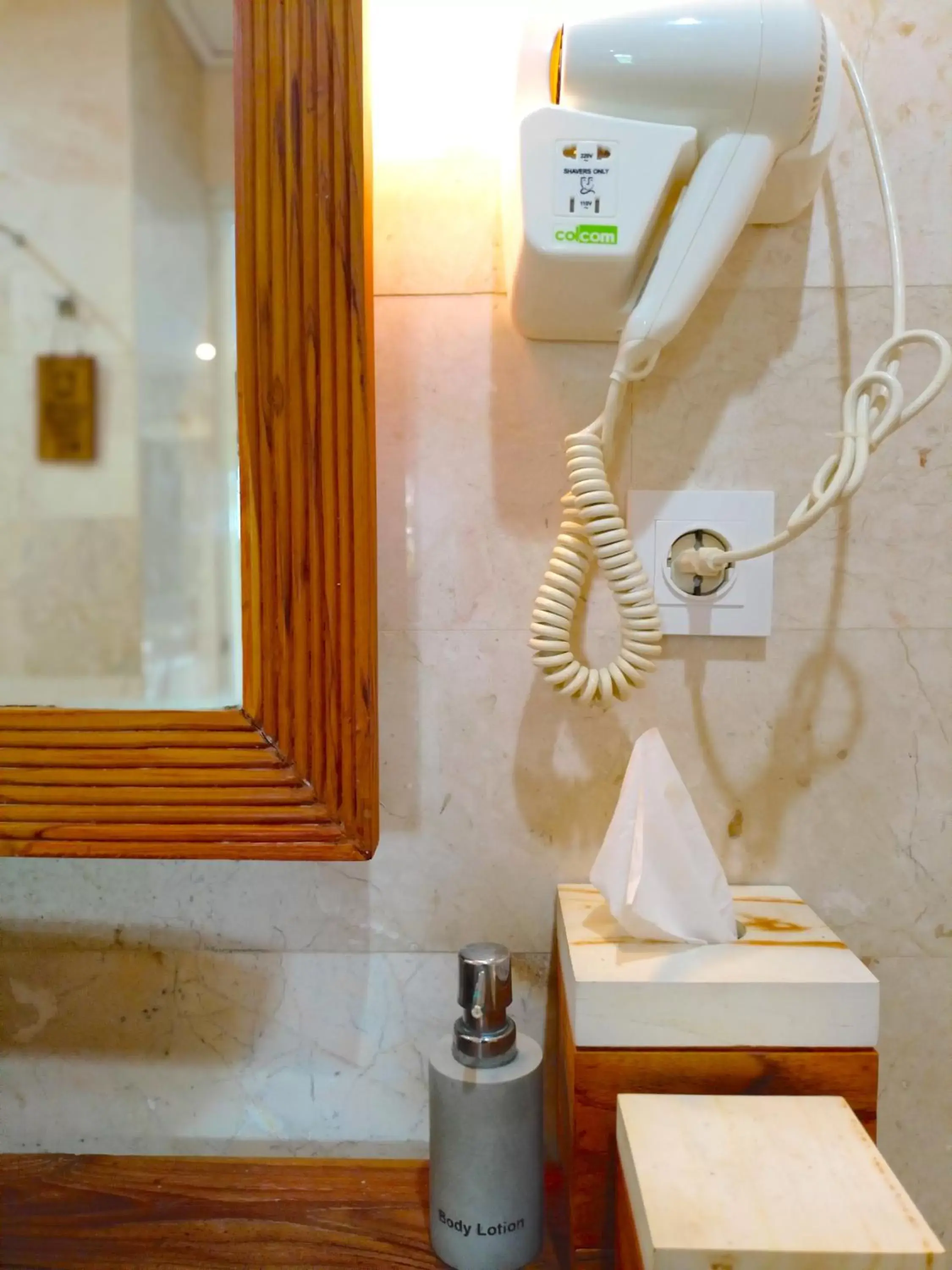 heating, Bathroom in Wadari Ubud Retreat