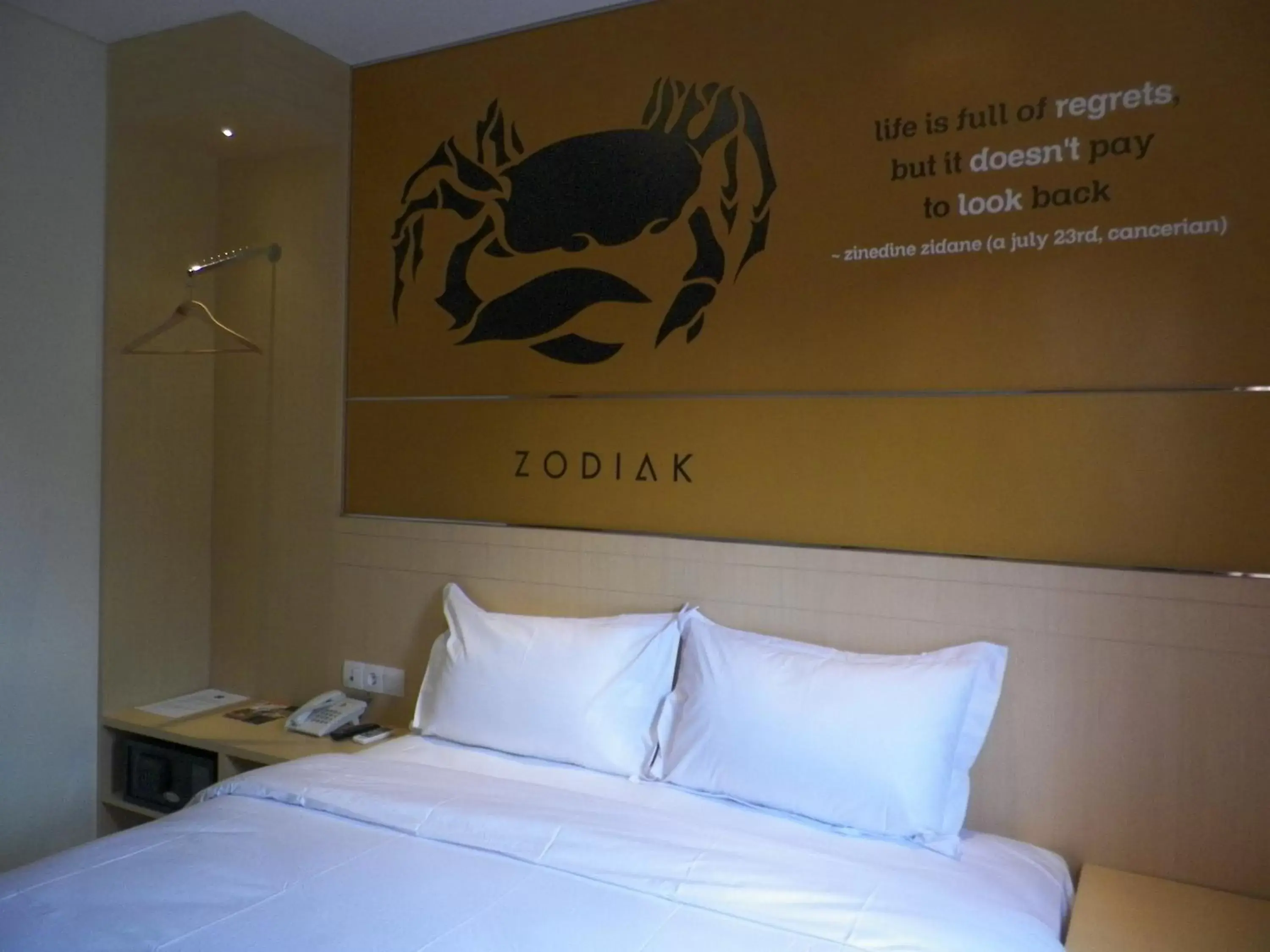 Bed in Zodiak Asia Afrika by KAGUM Hotels