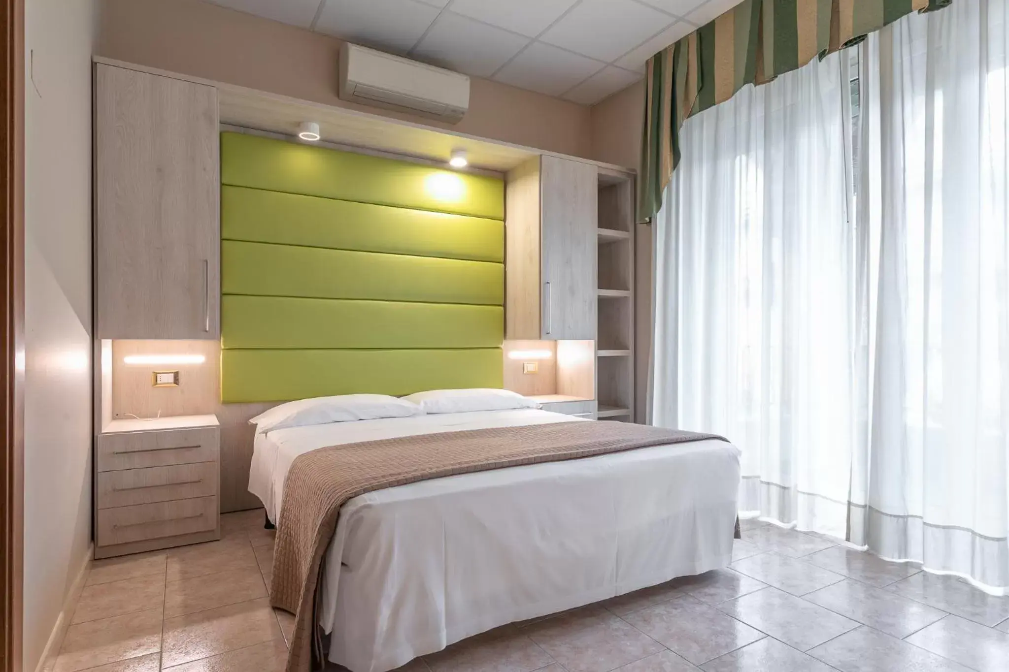 Standard Double Room in Hotel Prestige Standard Double Room in Hotel Prestige