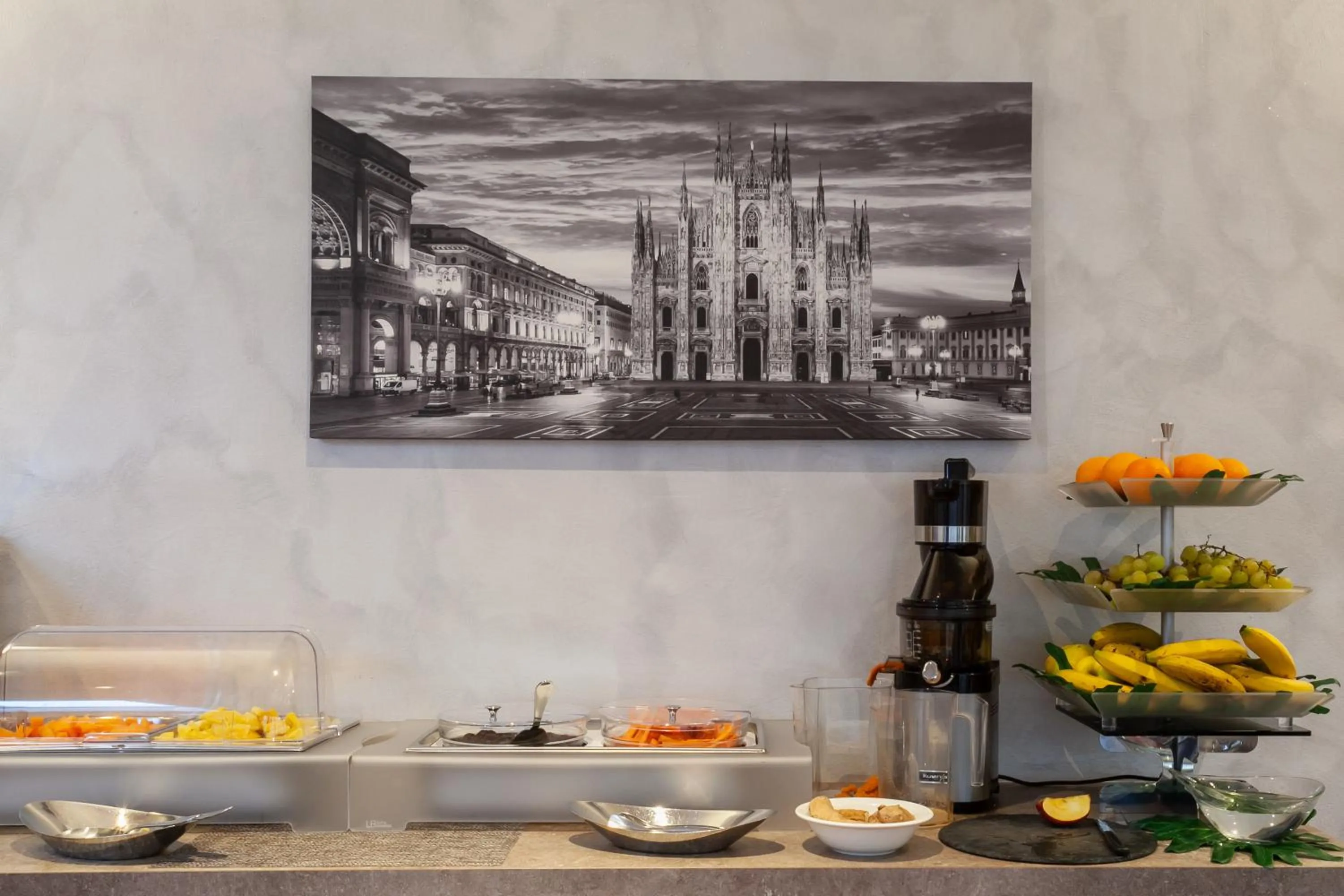 Continental breakfast in Hotel Mirage Sure Hotel Collection by Best Western