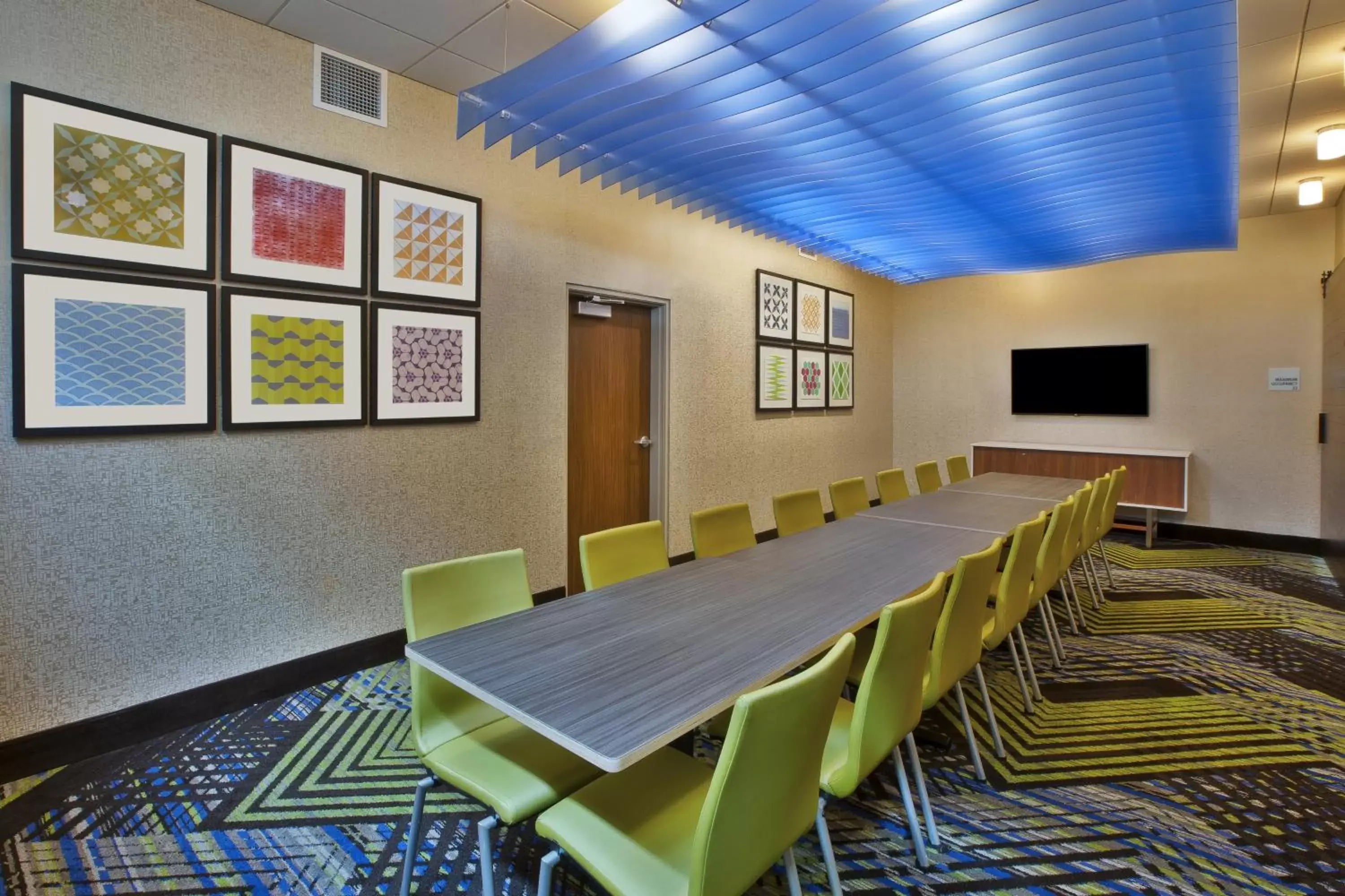 Meeting/conference room in Holiday Inn Express and Suites South Hill, an IHG Hotel