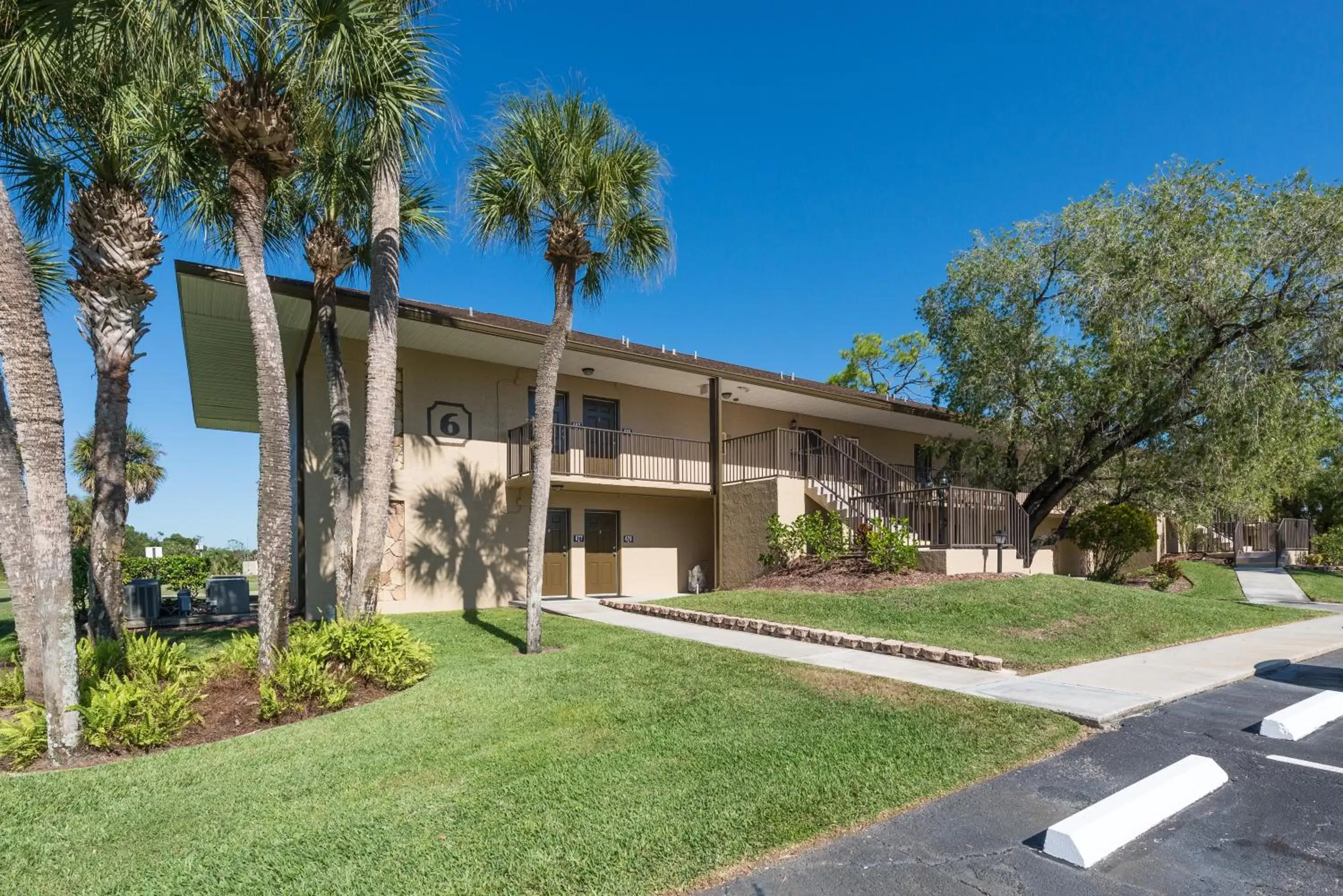 Property Building in Lehigh Resort Club, a VRI resort