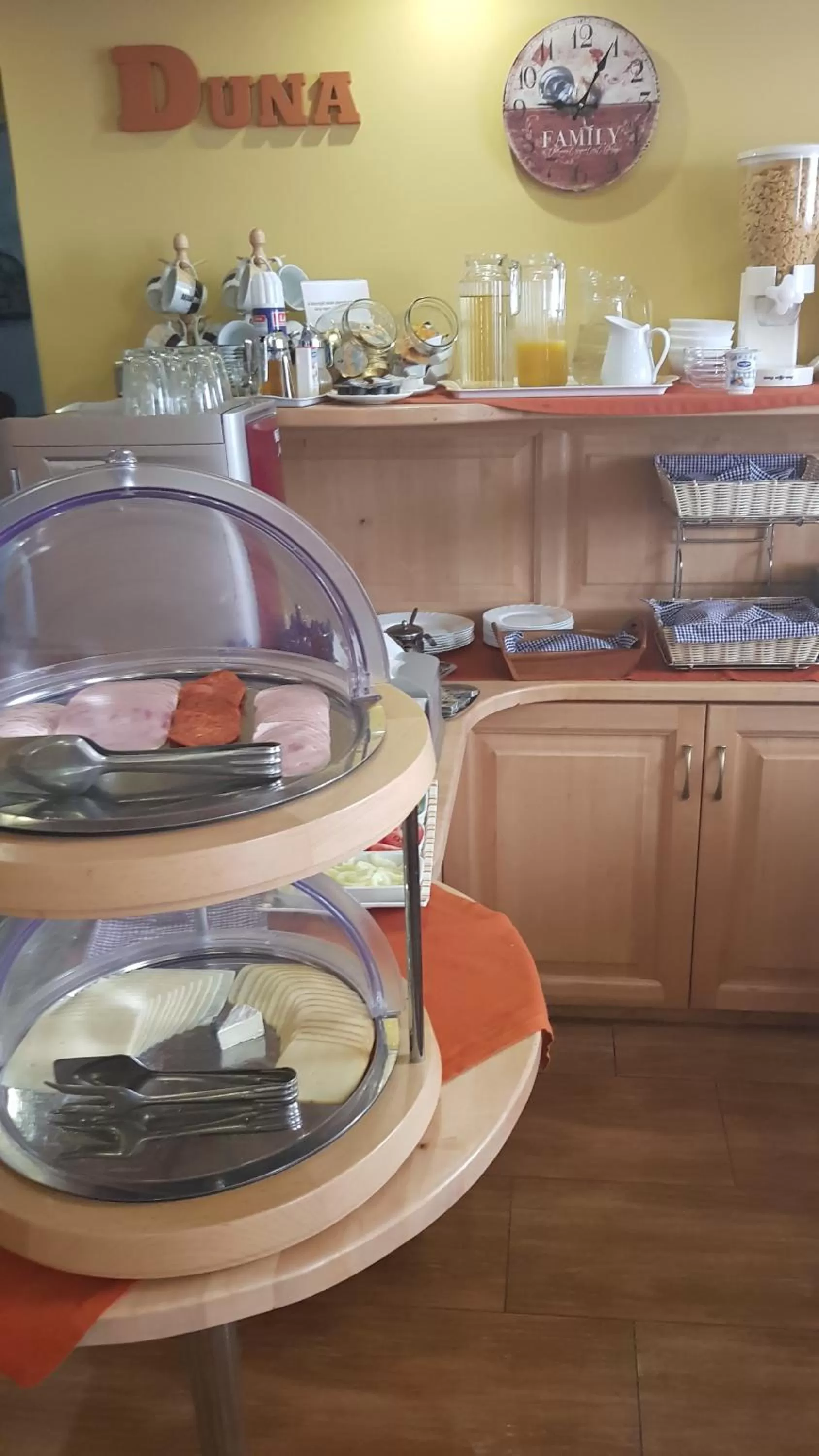 Breakfast in Duna Panzió