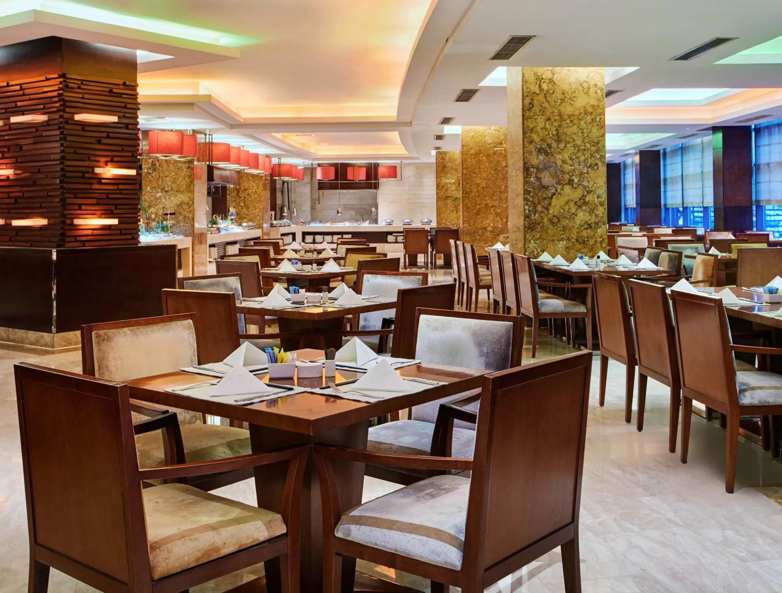 Restaurant/places to eat in Crowne Plaza Beijing International Airport by IHG