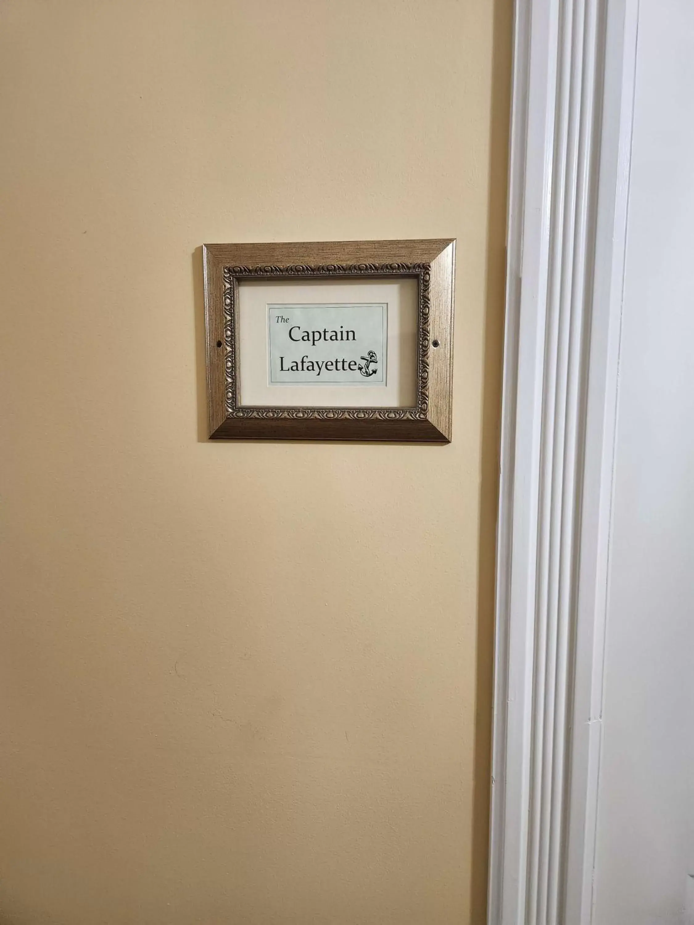 Photo of the whole room, Logo/Certificate/Sign/Award in Best Western White House Inn