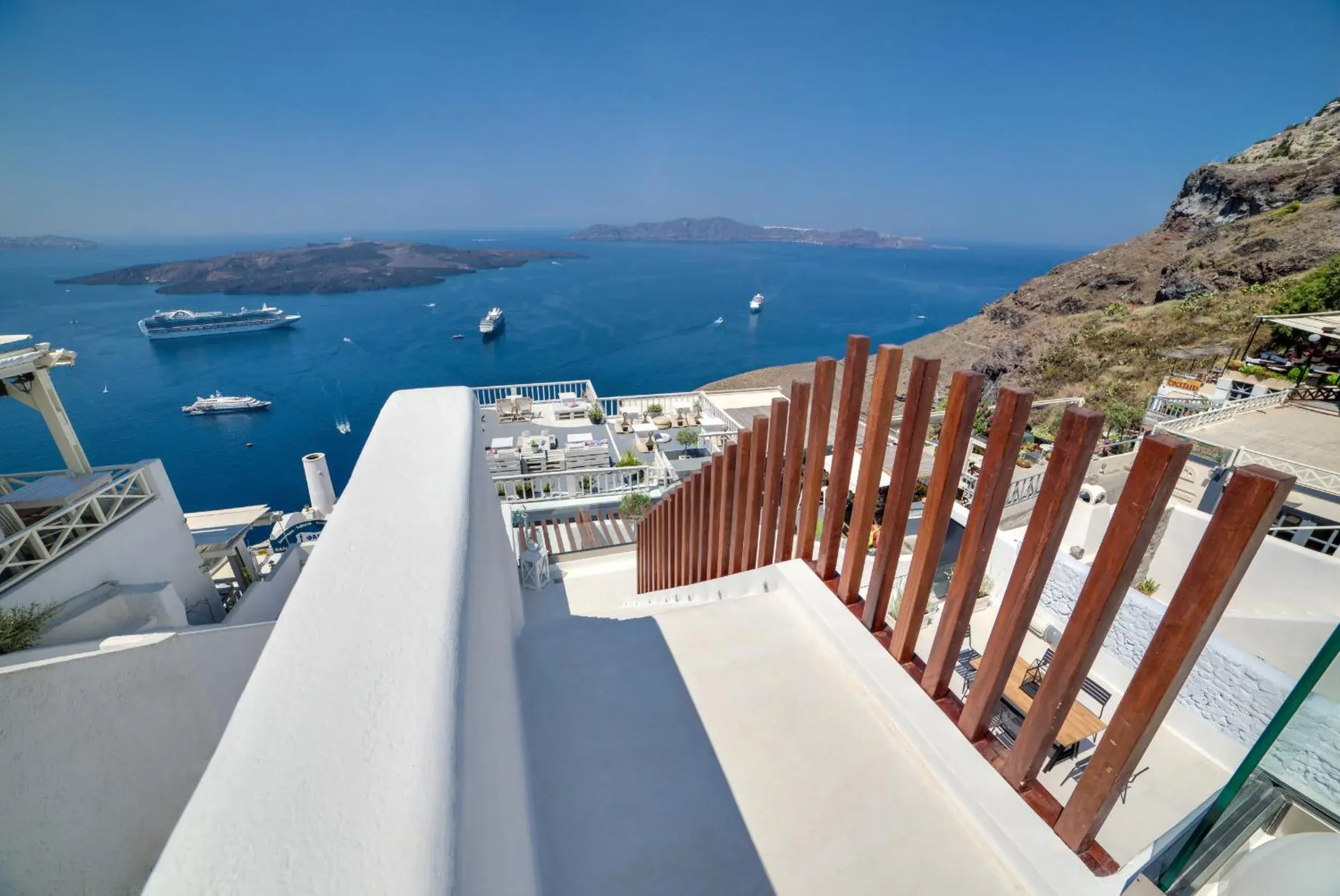 Sea view, Balcony/Terrace in Daydream Luxury Suites