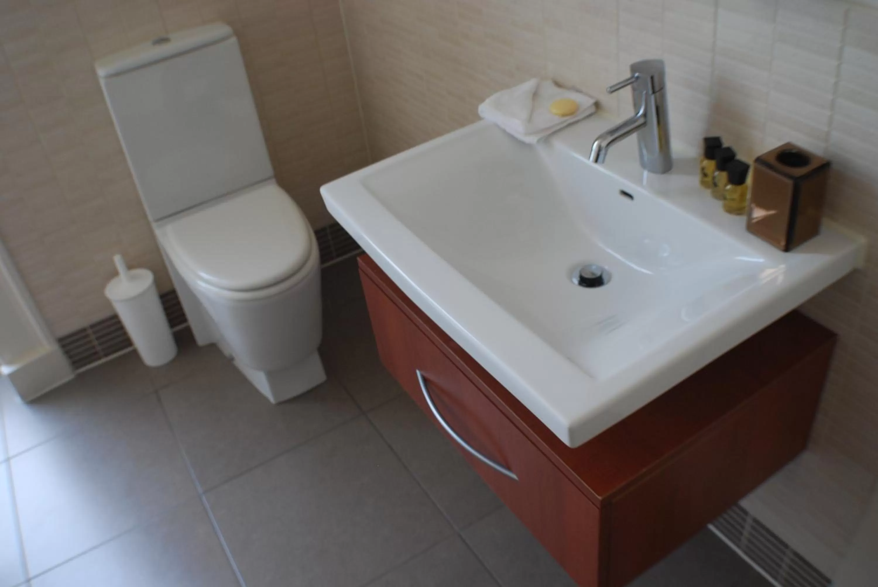 Bathroom in The Salisbury Hotel