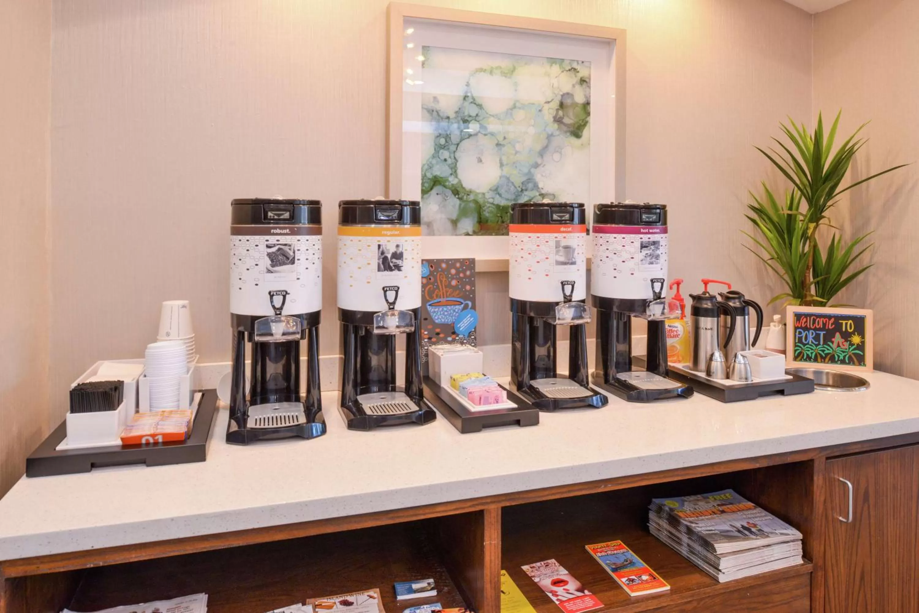 Dining area in Hampton Inn and Suites Port Aransas