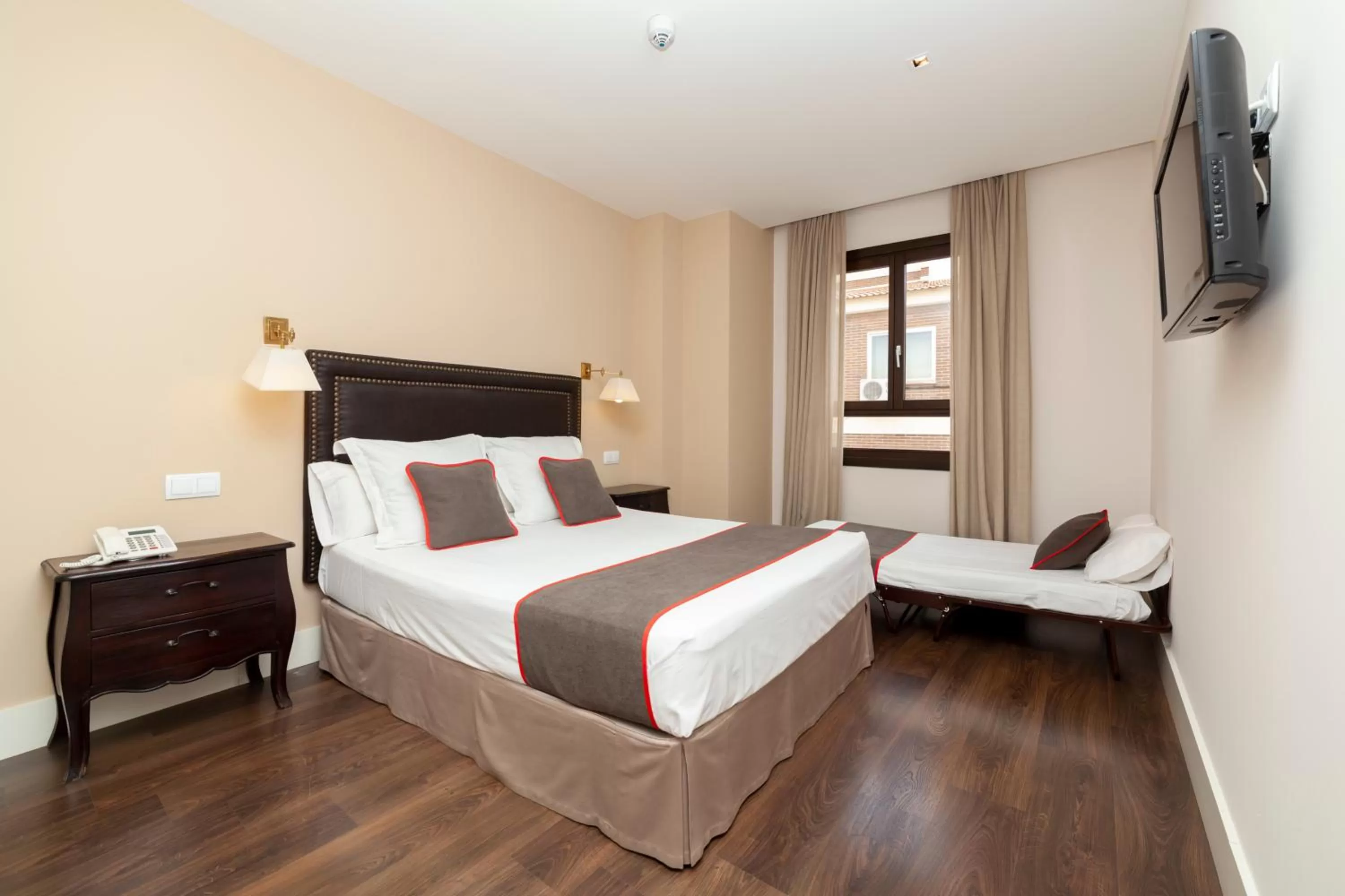 Triple Room in Hotel Altora