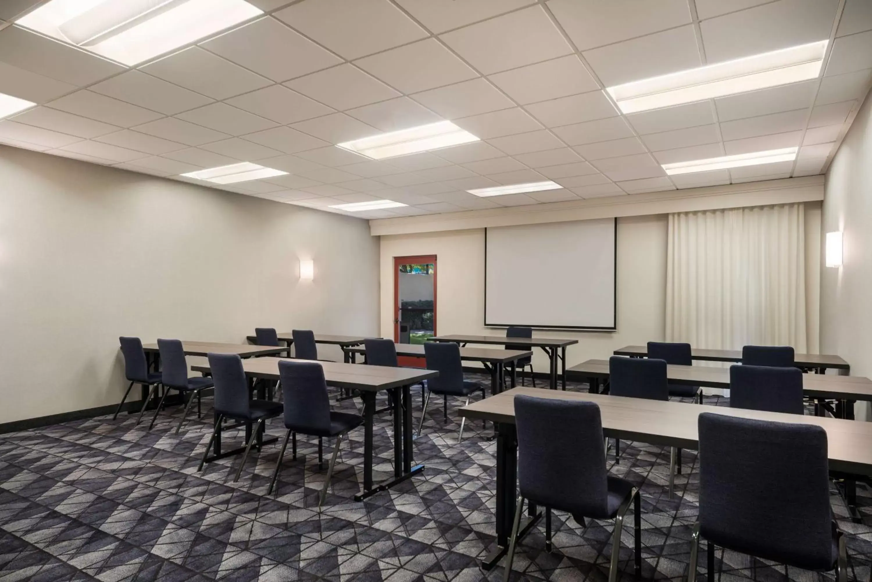 Meeting/conference room in Sonesta Select Pleasant Hill