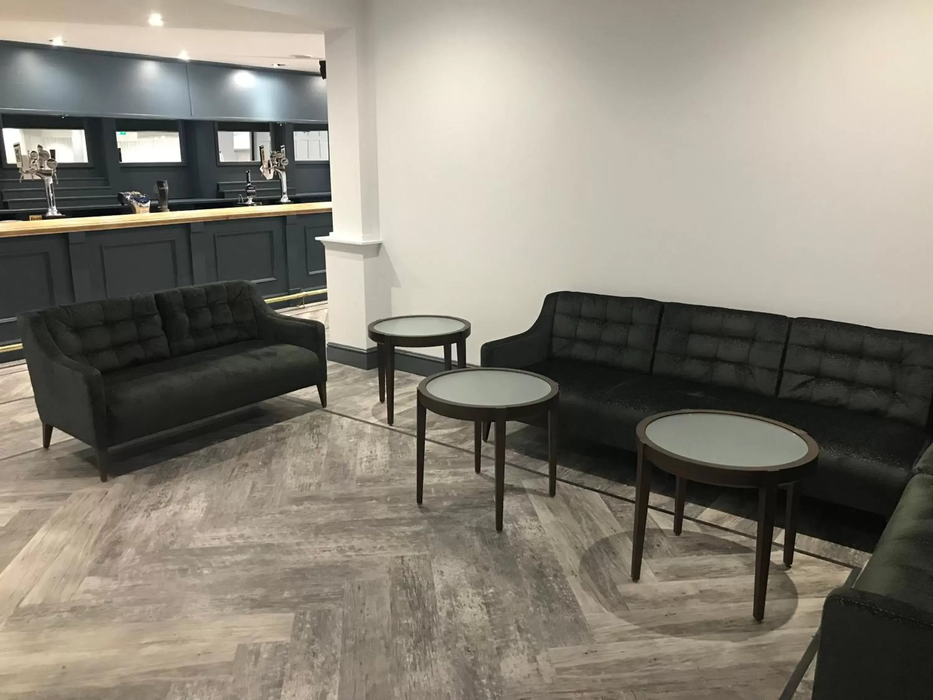 Lounge or bar, Seating Area in Best Western Rockingham Forest Hotel
