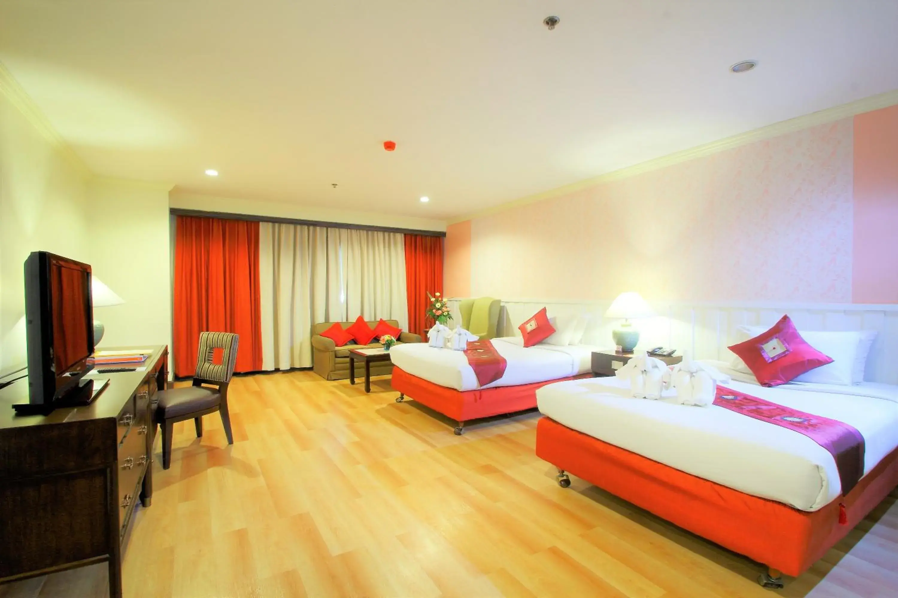 Deluxe Double Room in Princeton Bangkok Hotel Deluxe Double Room in Princeton Bangkok Hotel