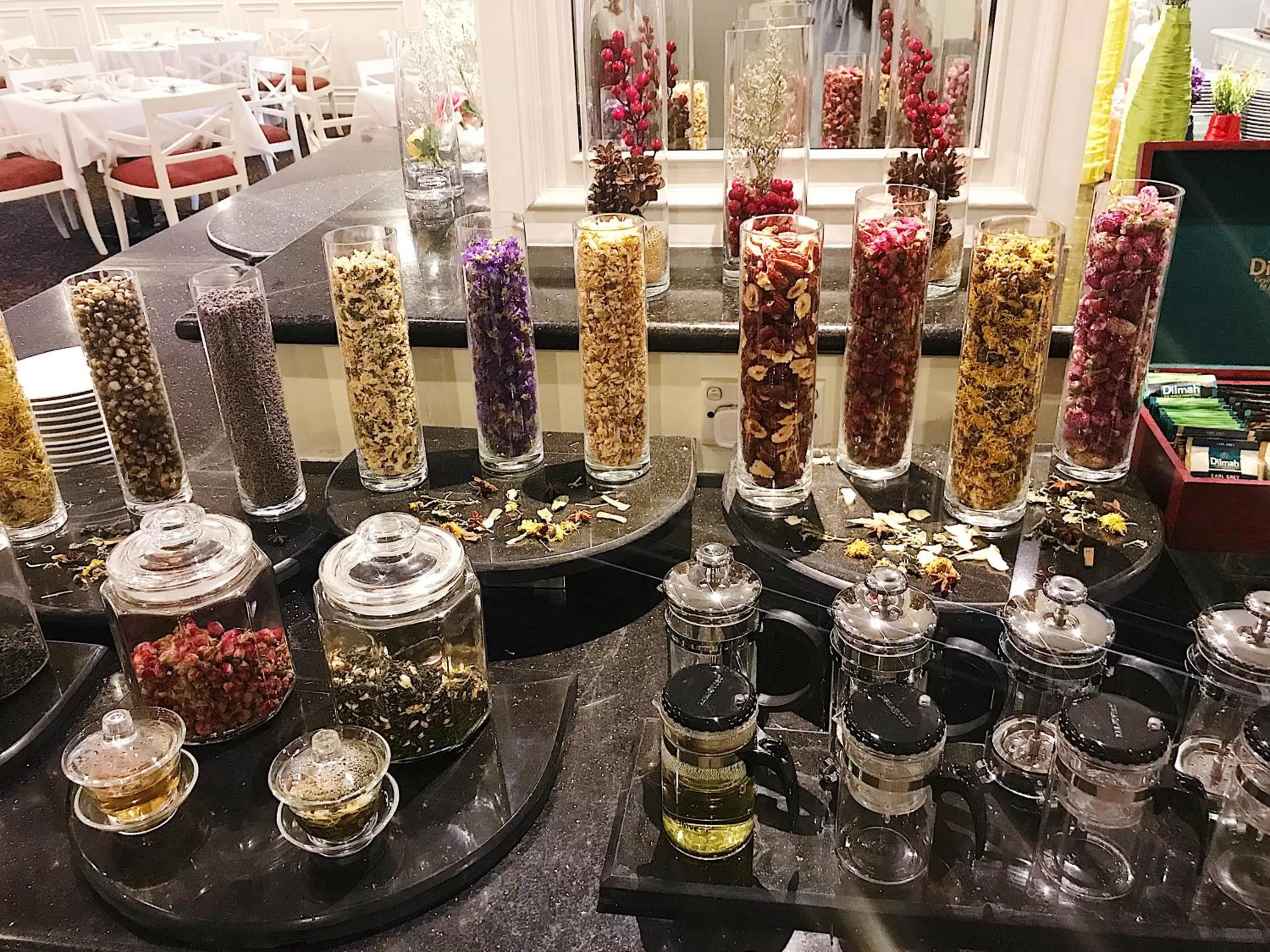 Restaurant/places to eat in Sunway Hotel Hanoi