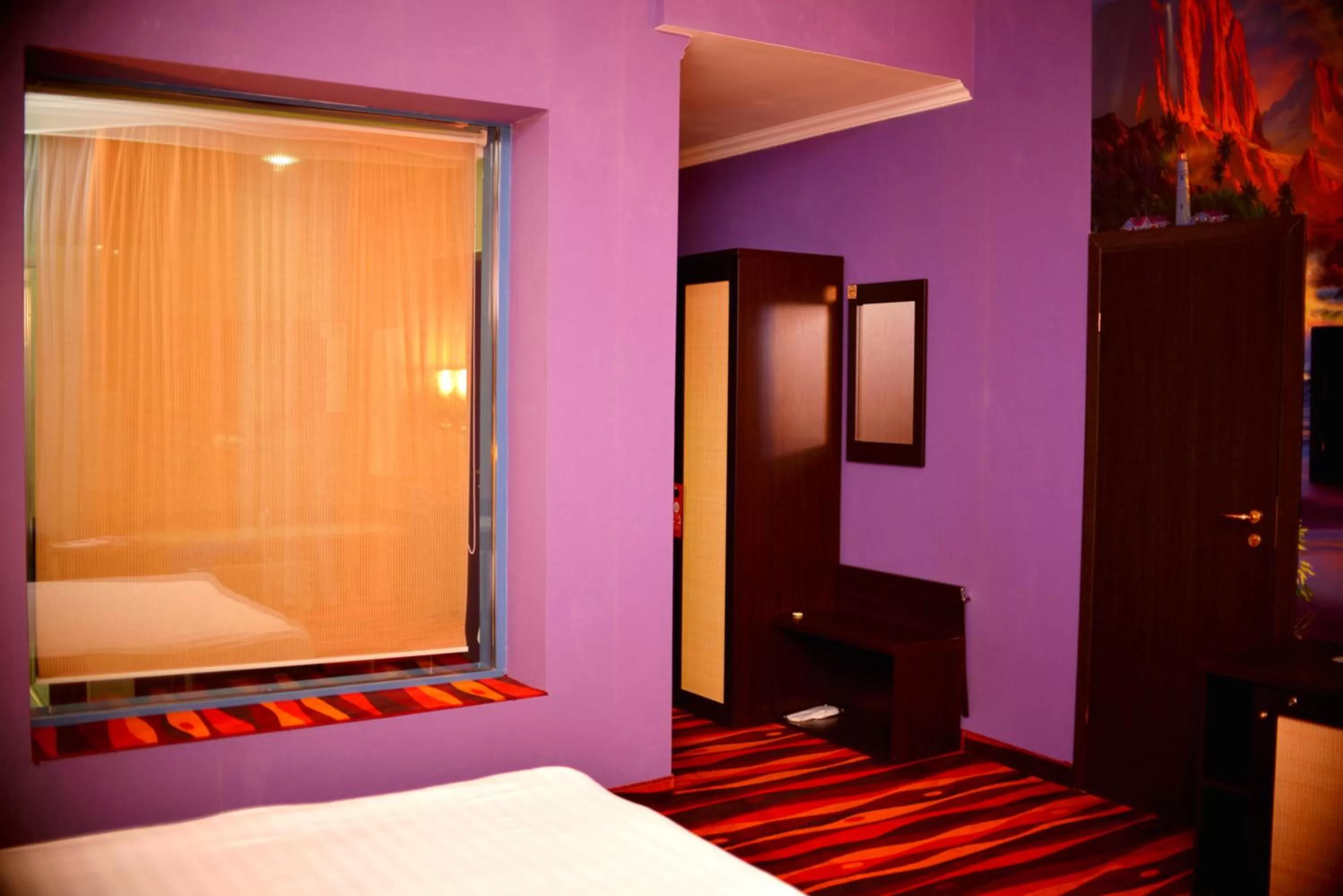 Communal lounge/ TV room, TV/Entertainment Center in Sapar Standart Hotel