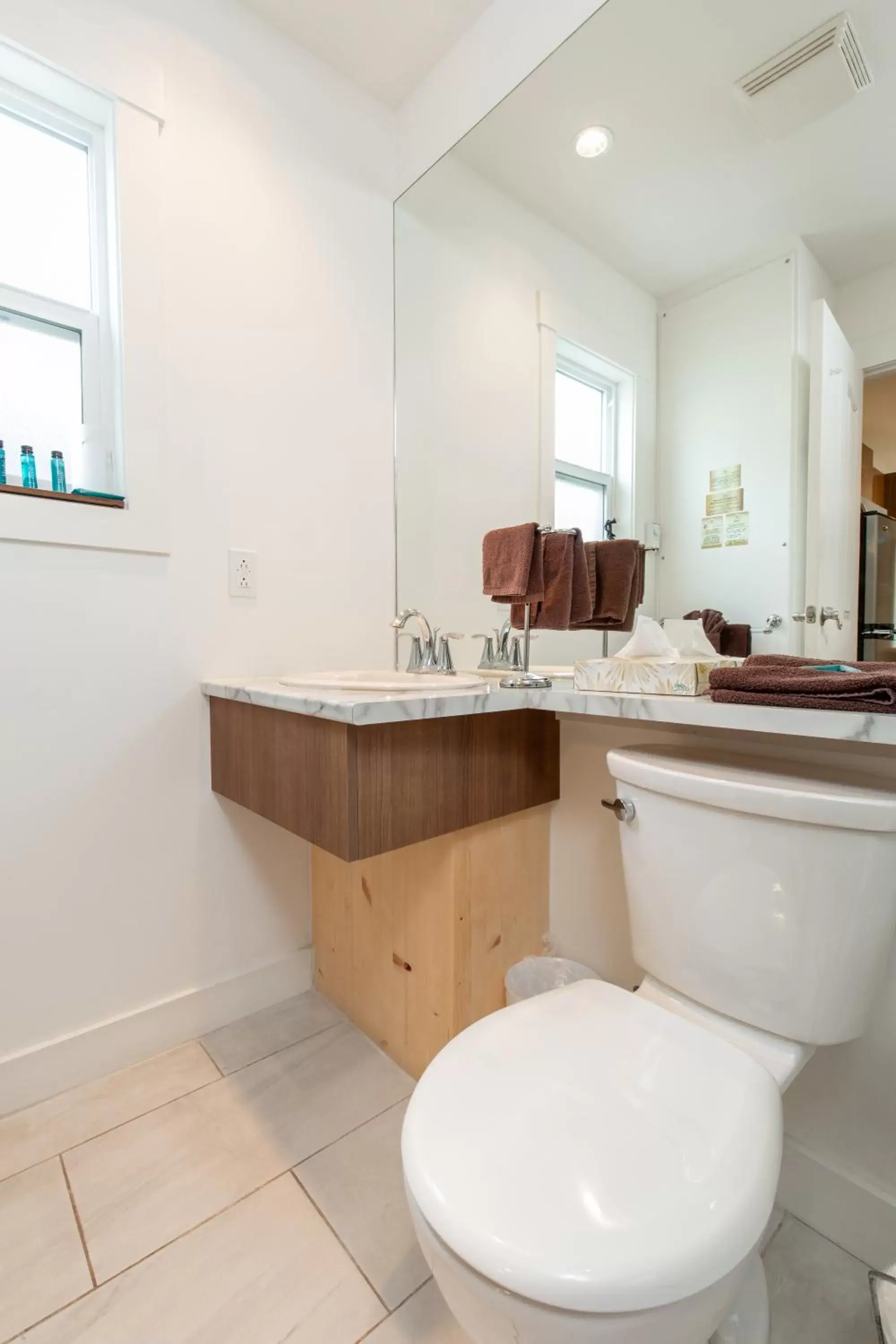 Shower, Bathroom in Riverside Resort