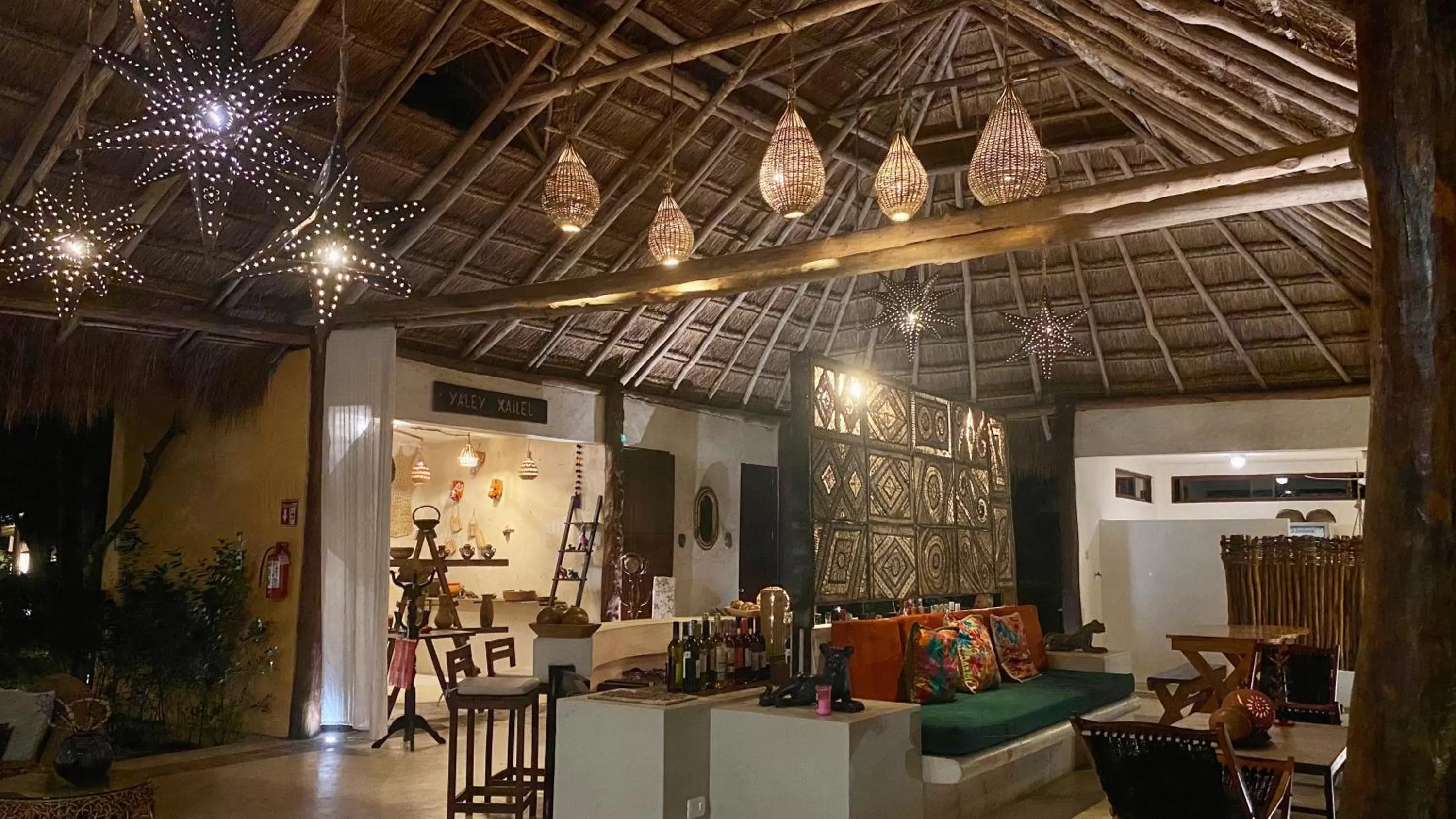 Night in Piedra de Agua Palenque