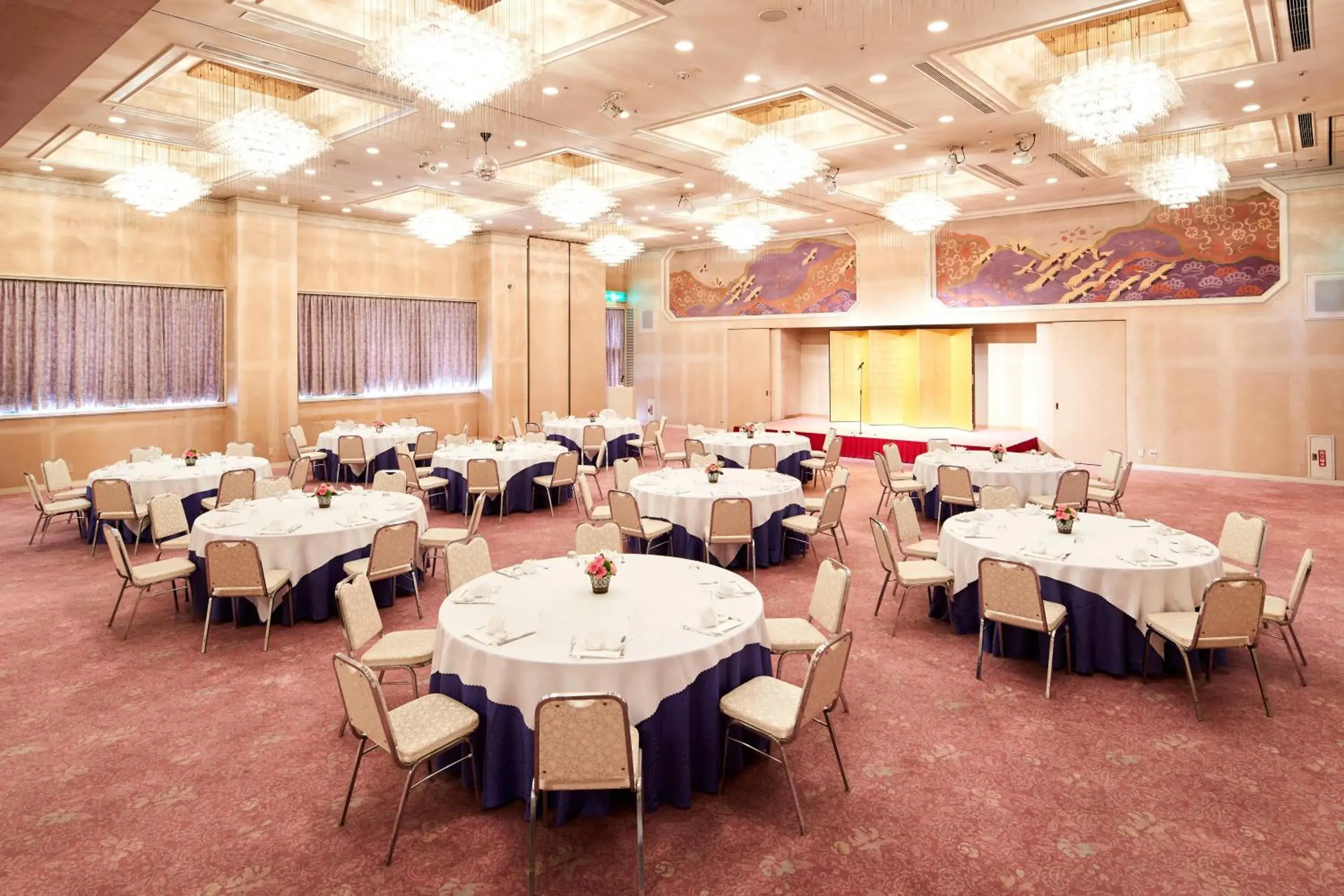 Banquet/Function facilities, Restaurant/Places to Eat in Marroad Inn Kumagaya