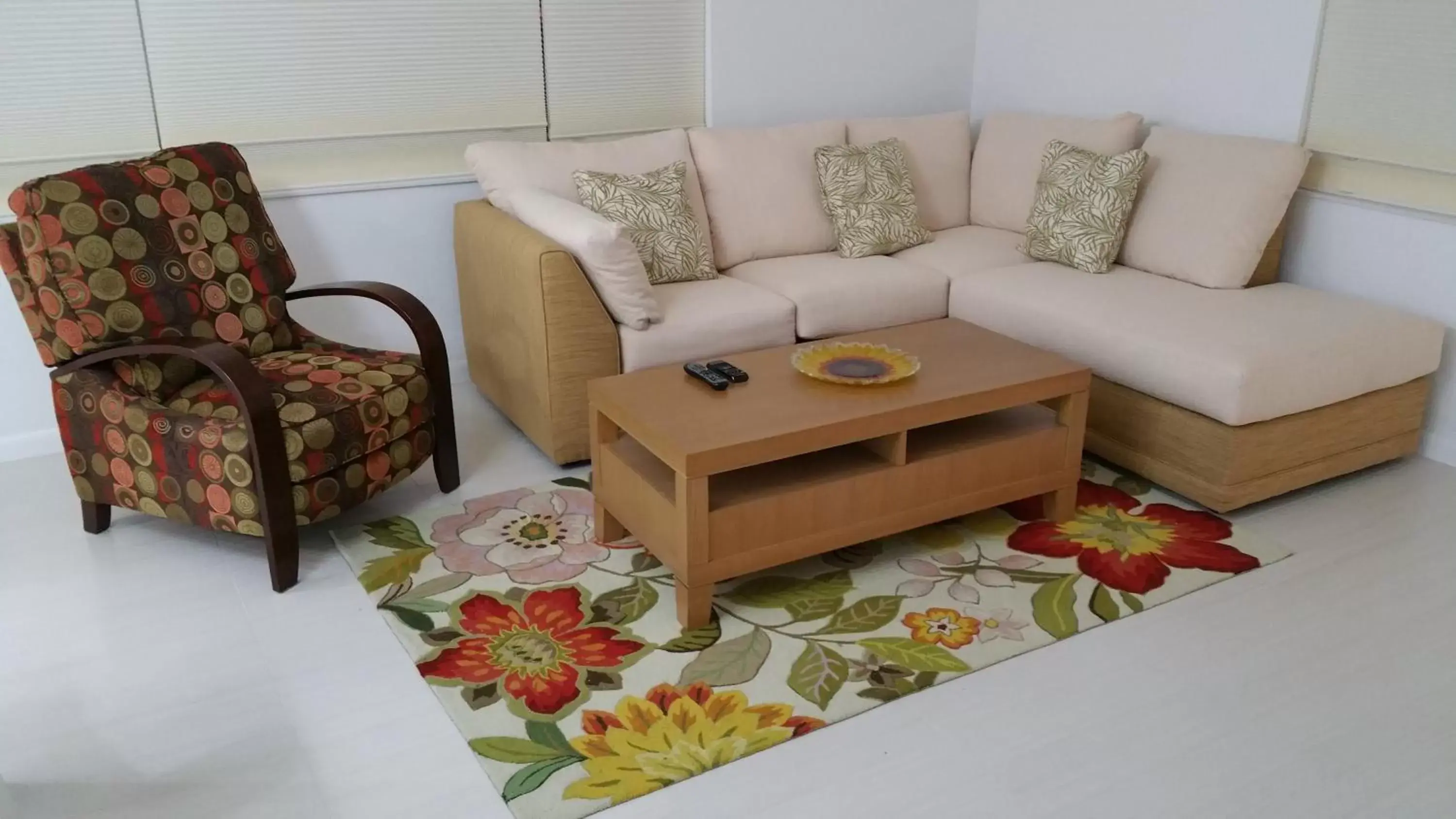 Living room in Downtown Hollywood Boutique Hotel Living room in Downtown Hollywood Boutique Hotel