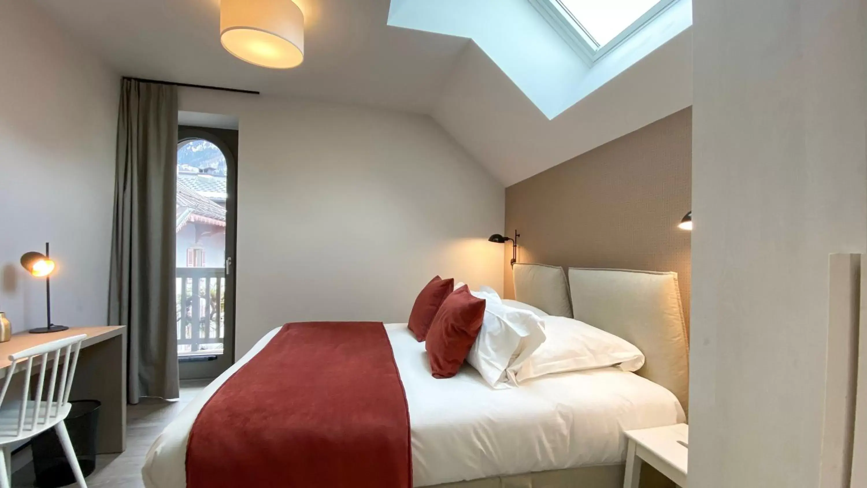 Photo of the whole room, Bed in Le Génépy - Appart'hôtel de Charme