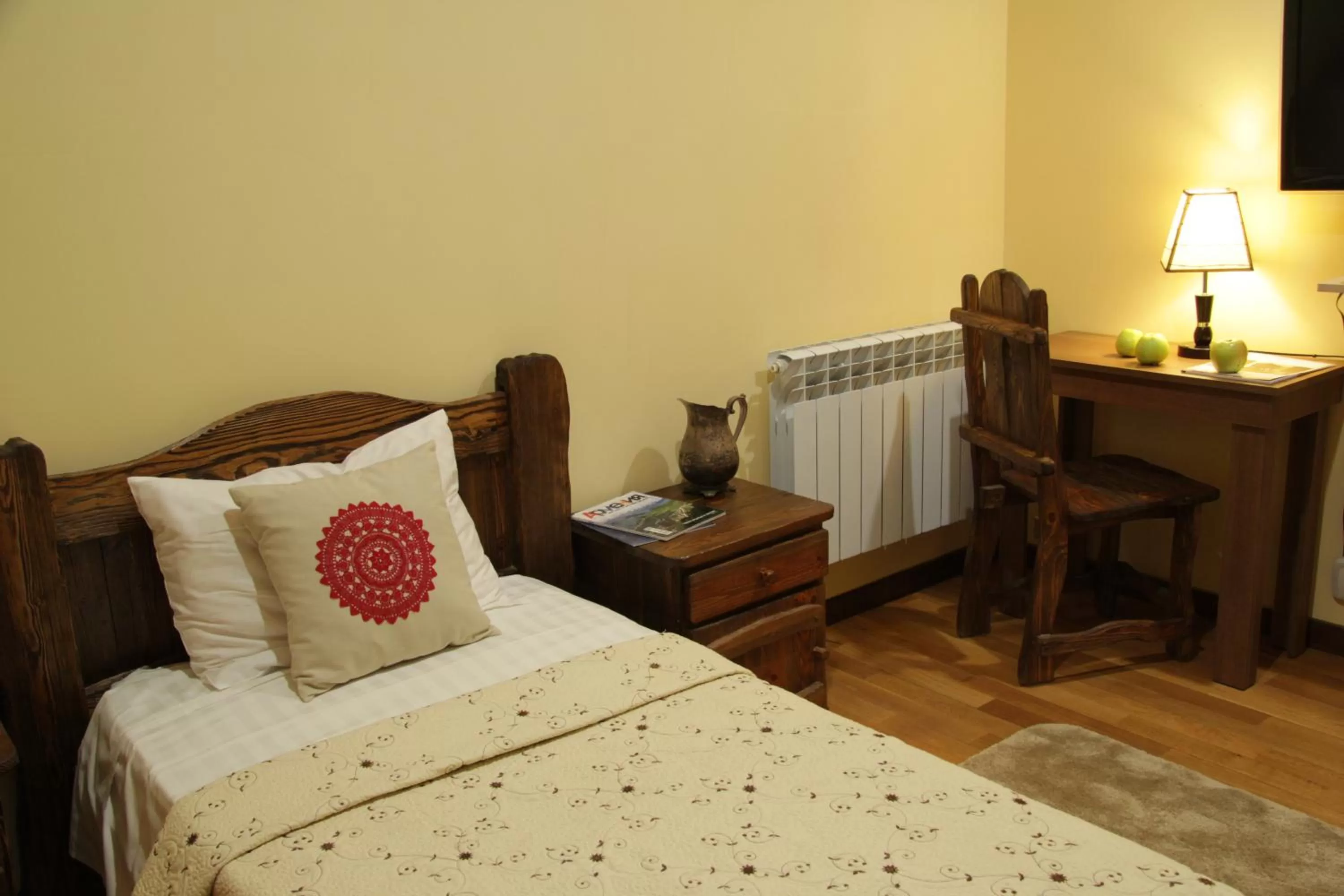 Bed in Silk Road Hotel