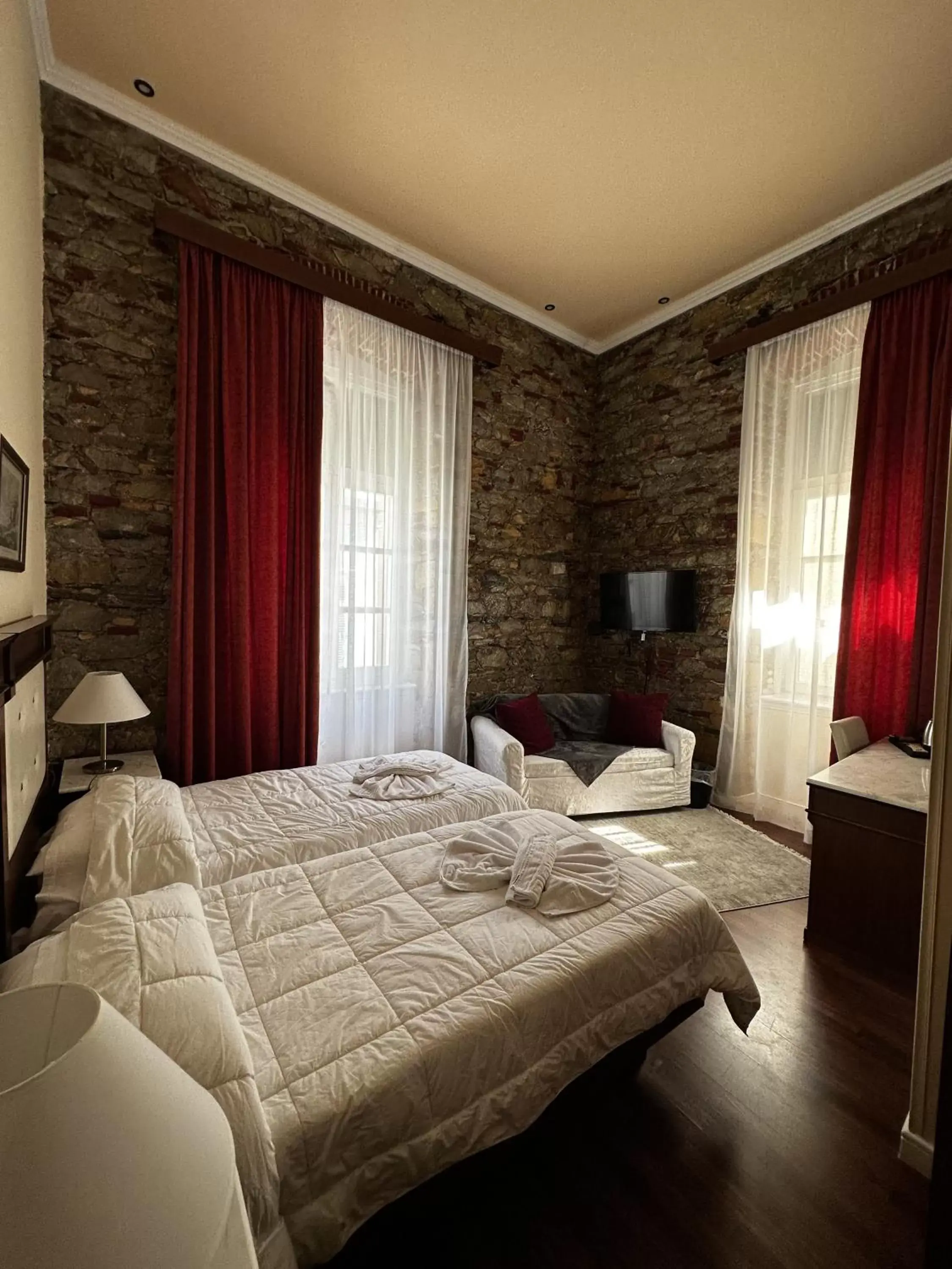 Bed in Hotel Aktaion Syros