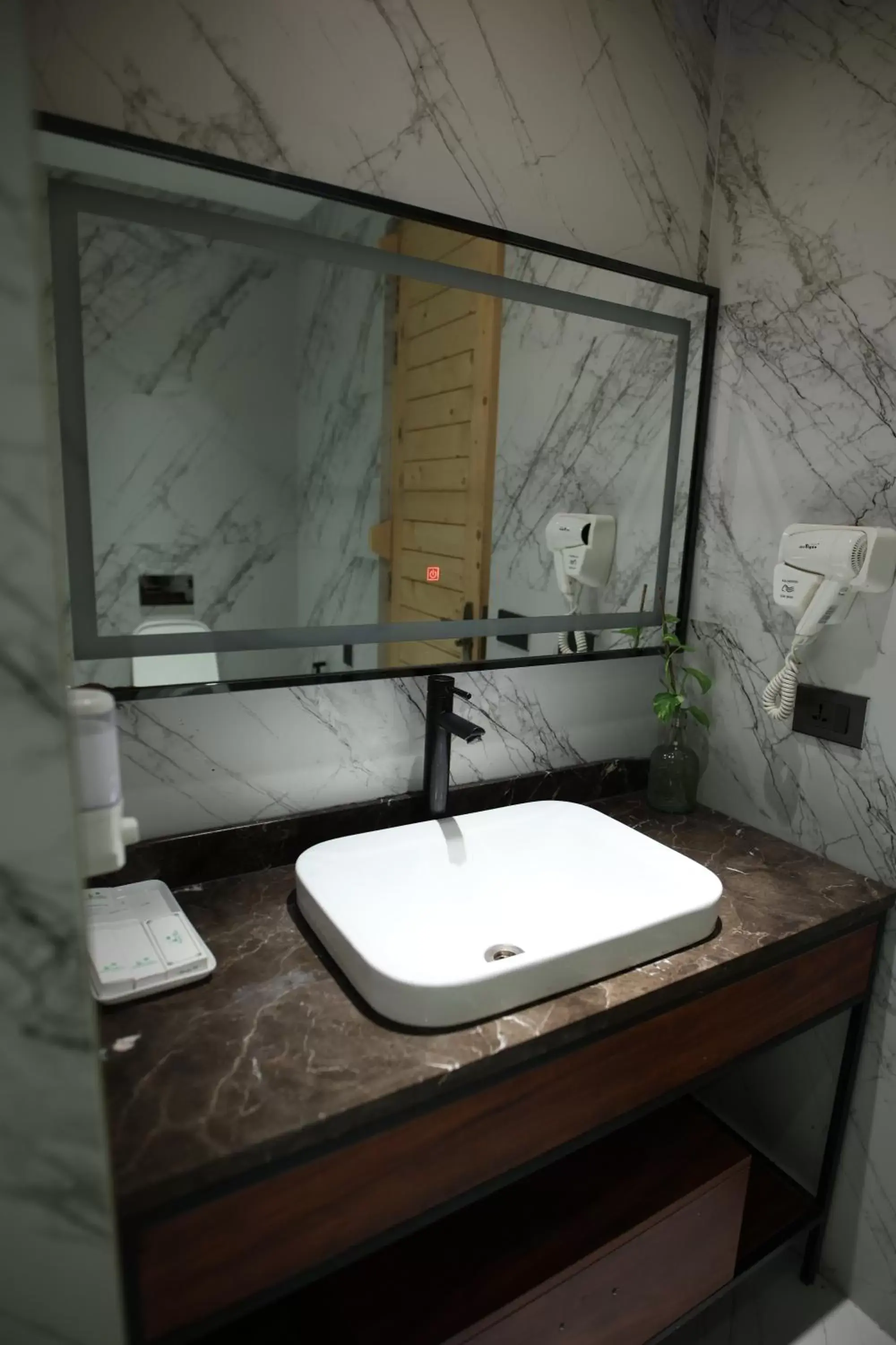 Bathroom in Kasauli Hills Resort