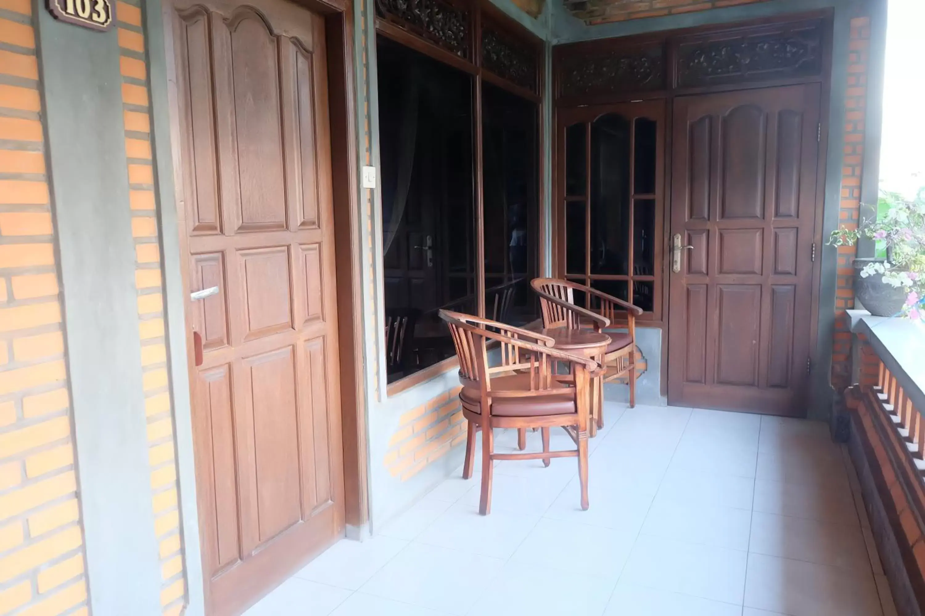 Balcony/Terrace in Ubud Sensasi Bungalow