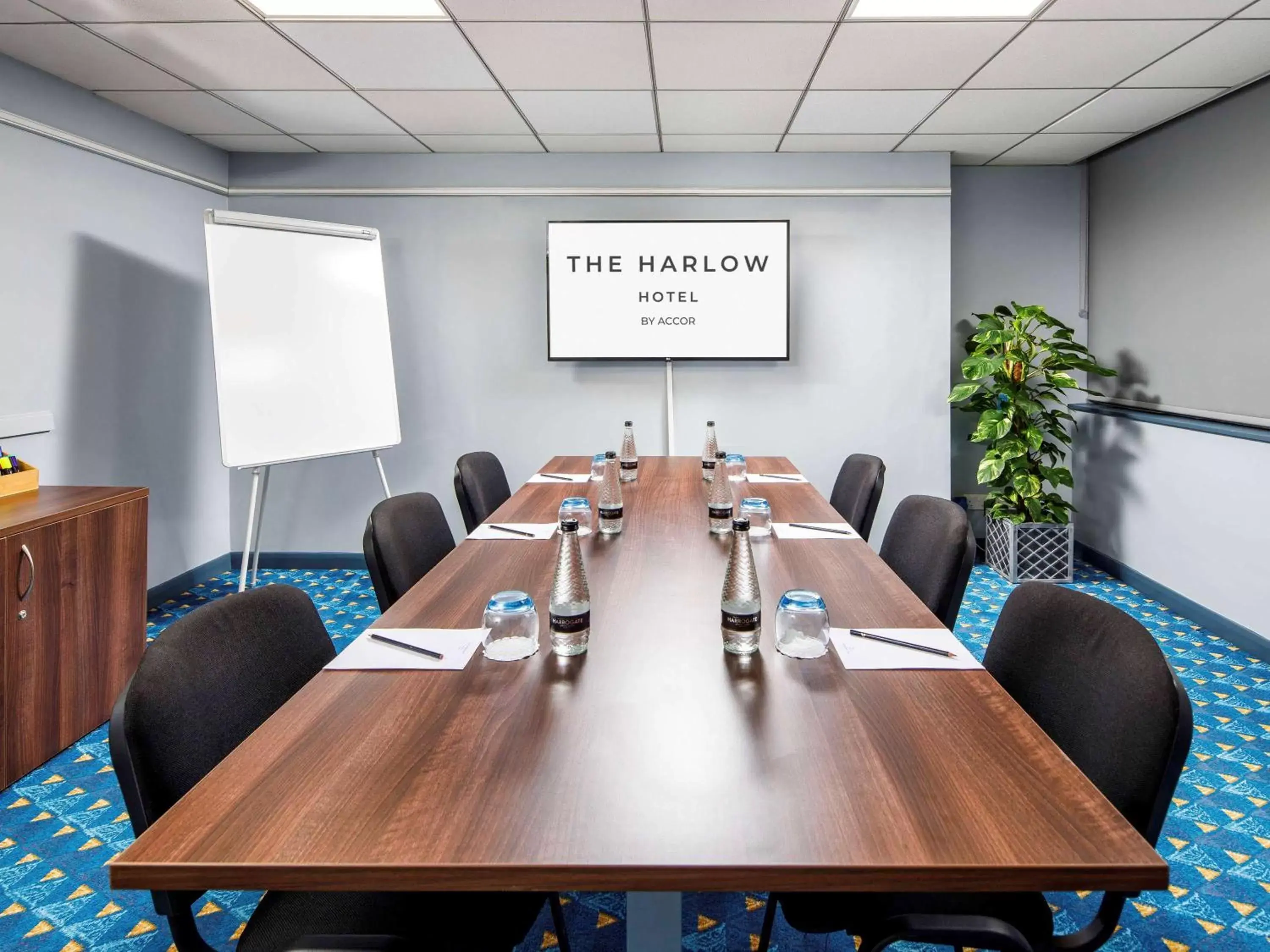 Business facilities in The Harlow Hotel By AccorHotels