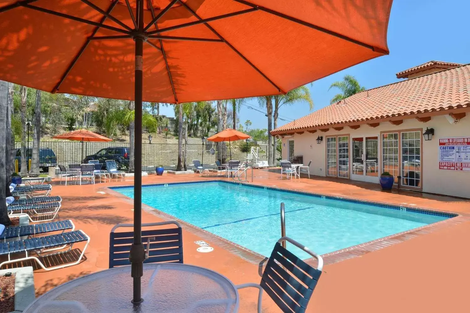 Swimming Pool in Best Western Capistrano Inn