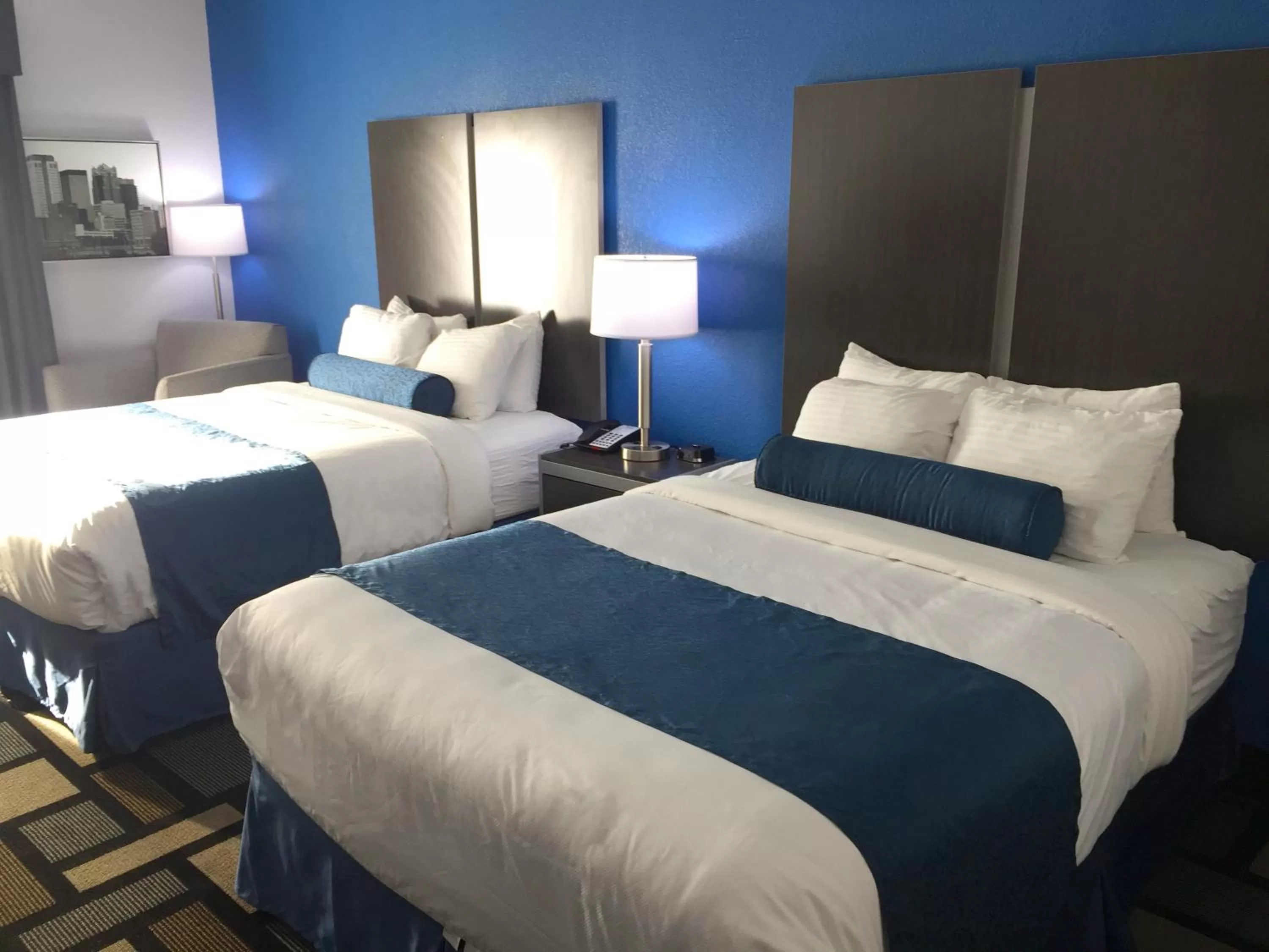 Queen Room with Two Queen Beds - Disability Access in Best Western Plus Birmingham Inn & Suites
