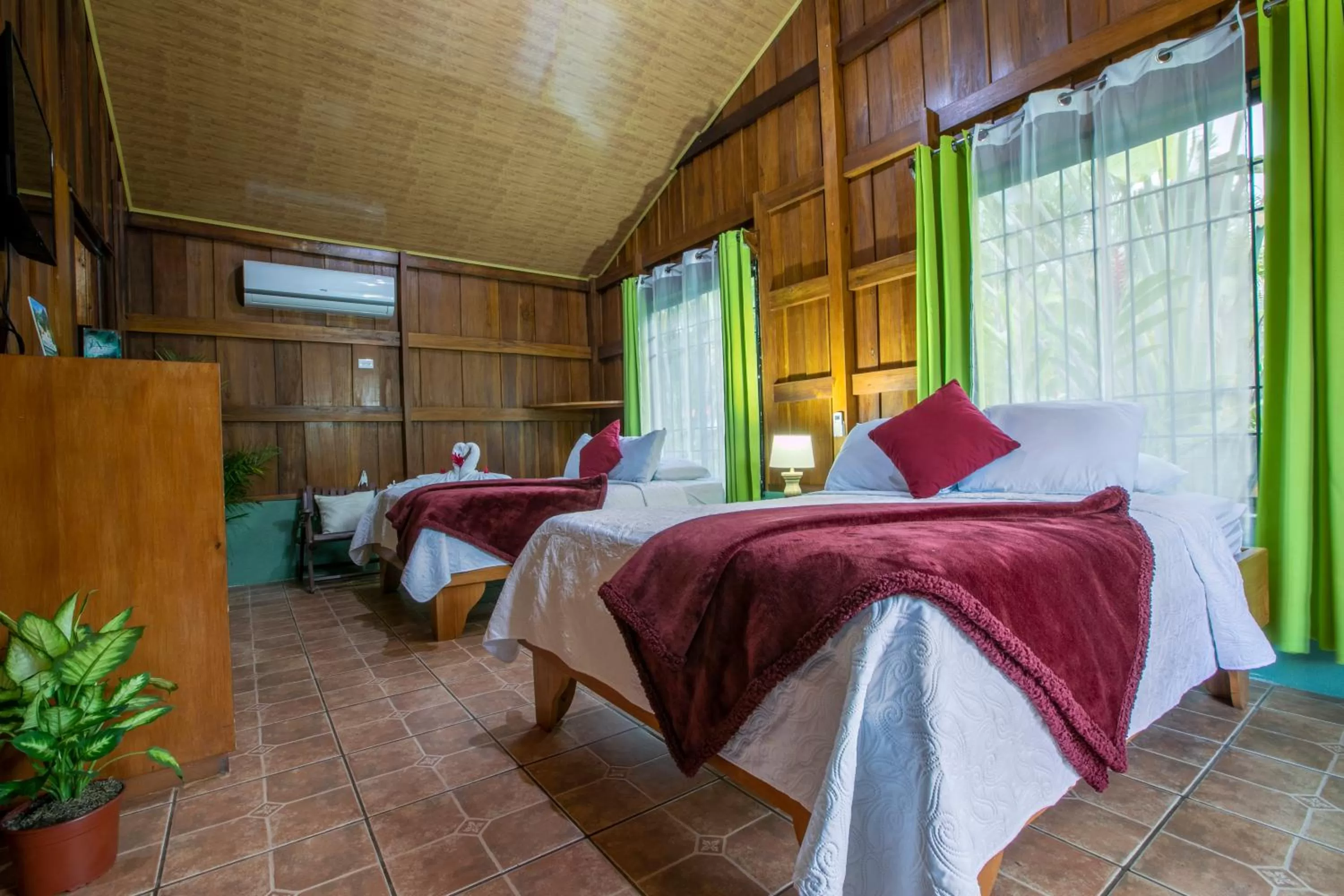 Bed in Hotel Rancho Cerro Azul