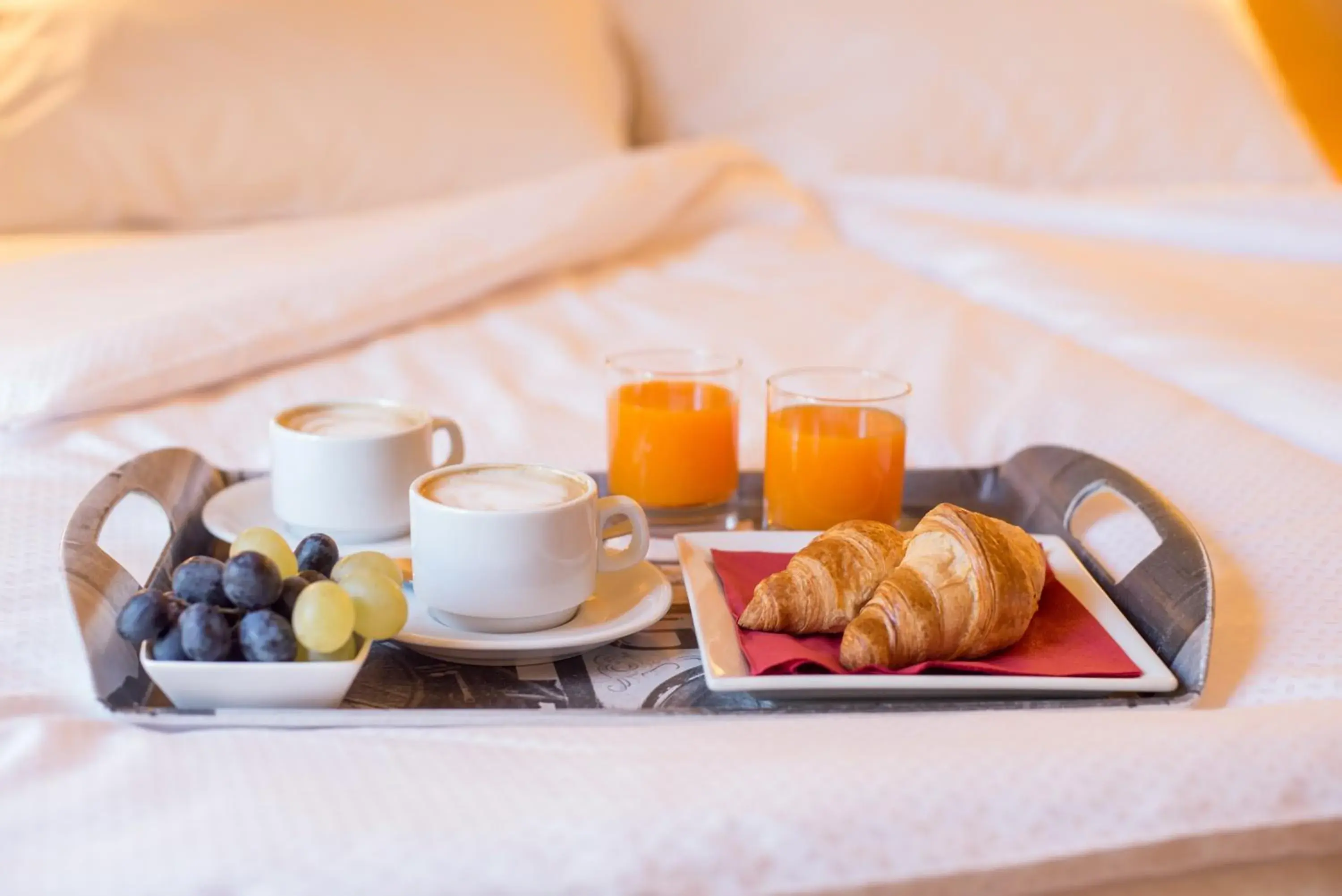 Breakfast in Hotel America