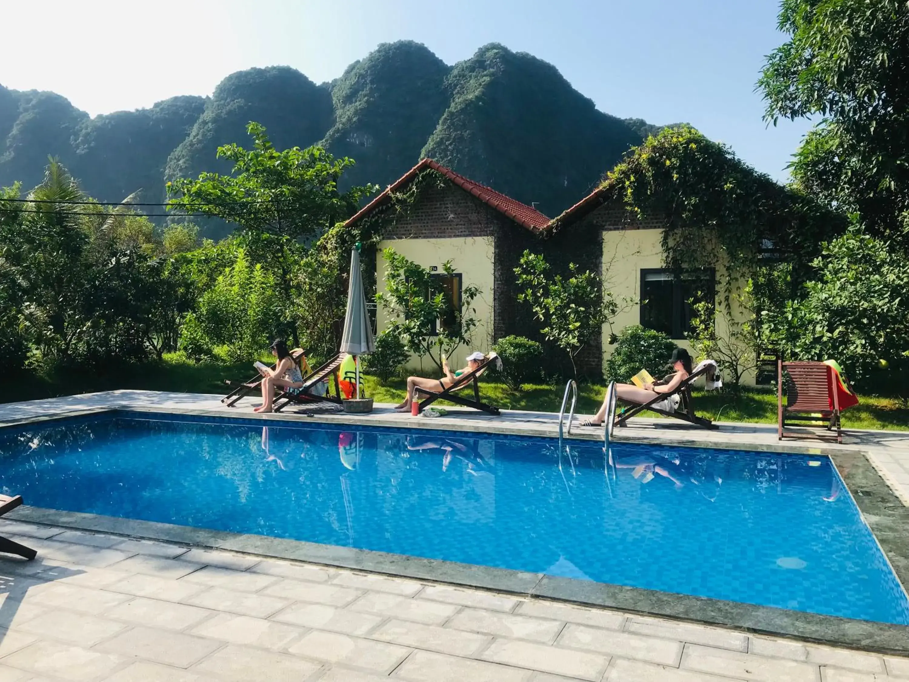 Activities, Swimming Pool in Trang An Retreat