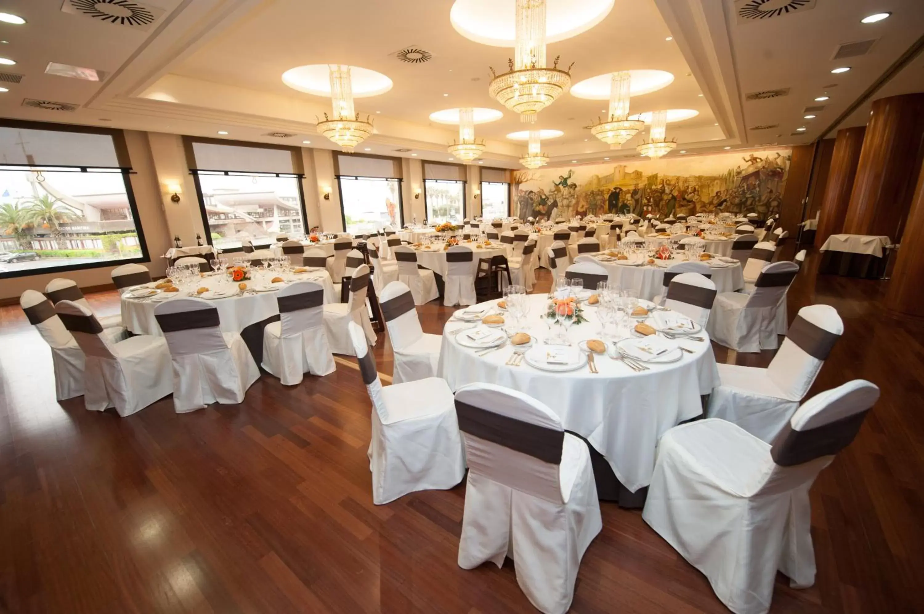 Restaurant/places to eat, Banquet Facilities in Hotel Bahía