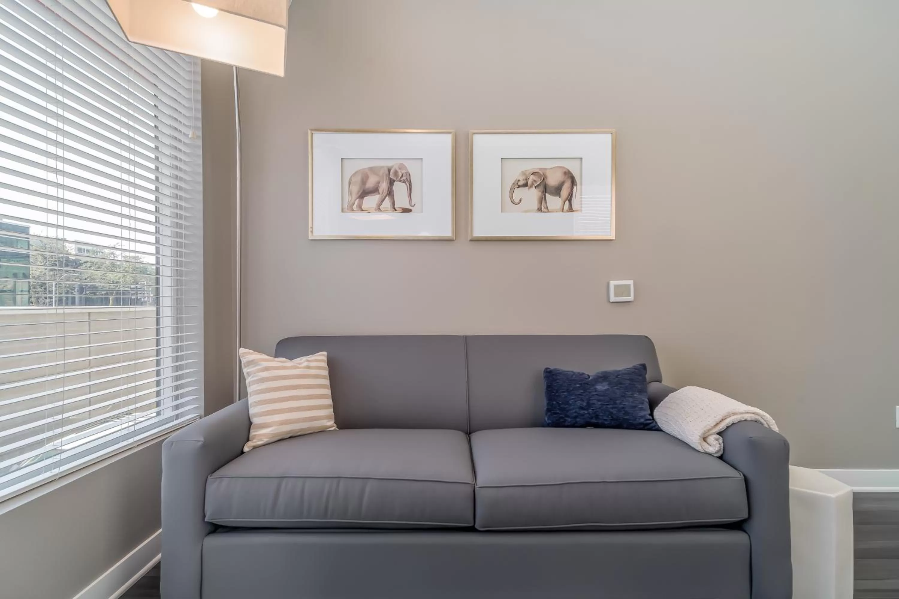 Living room in Kasa Downtown Des Moines