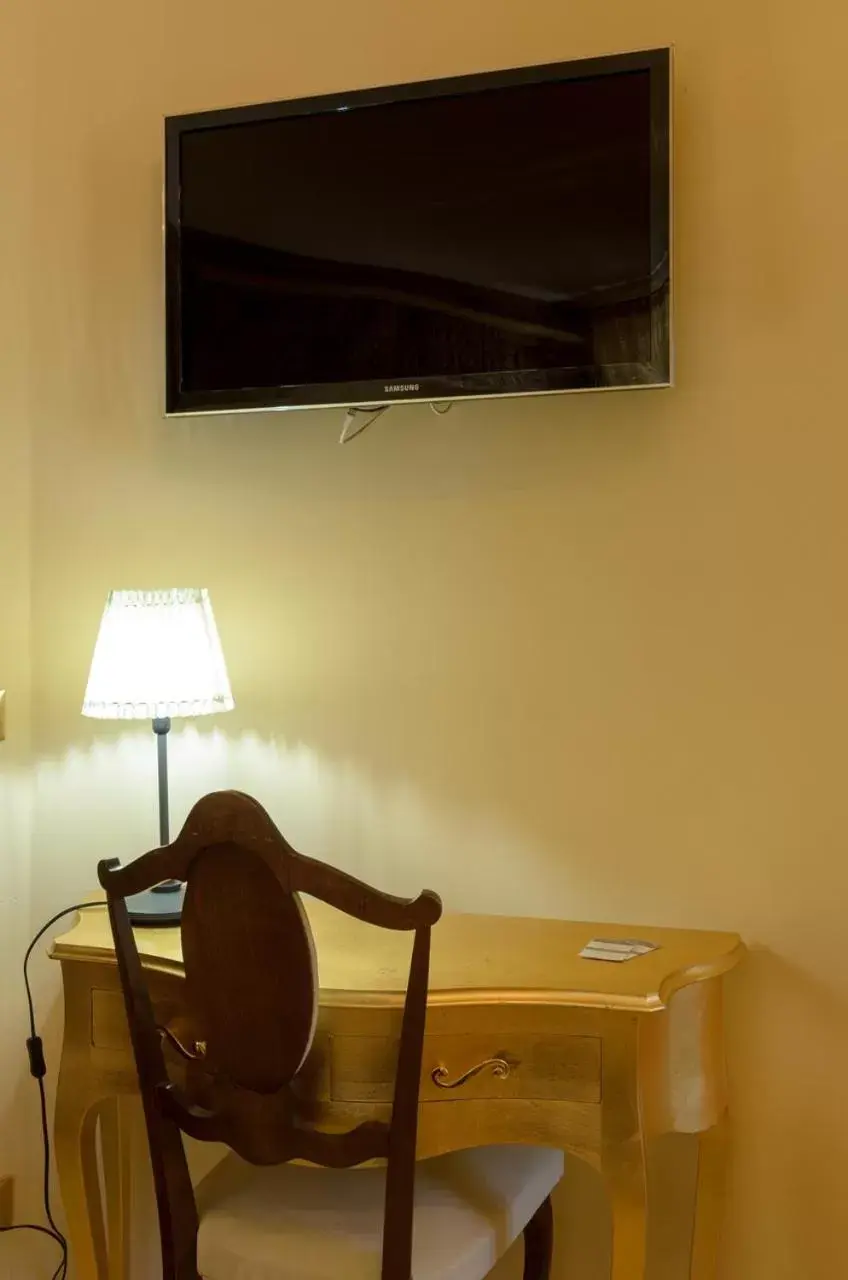 TV/Entertainment Center in B&B Le Stanze di Ludovica