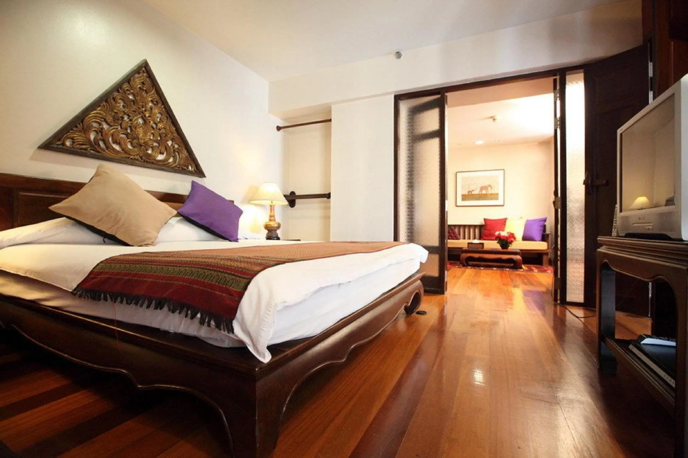 Bed in The Siam Heritage Hotel