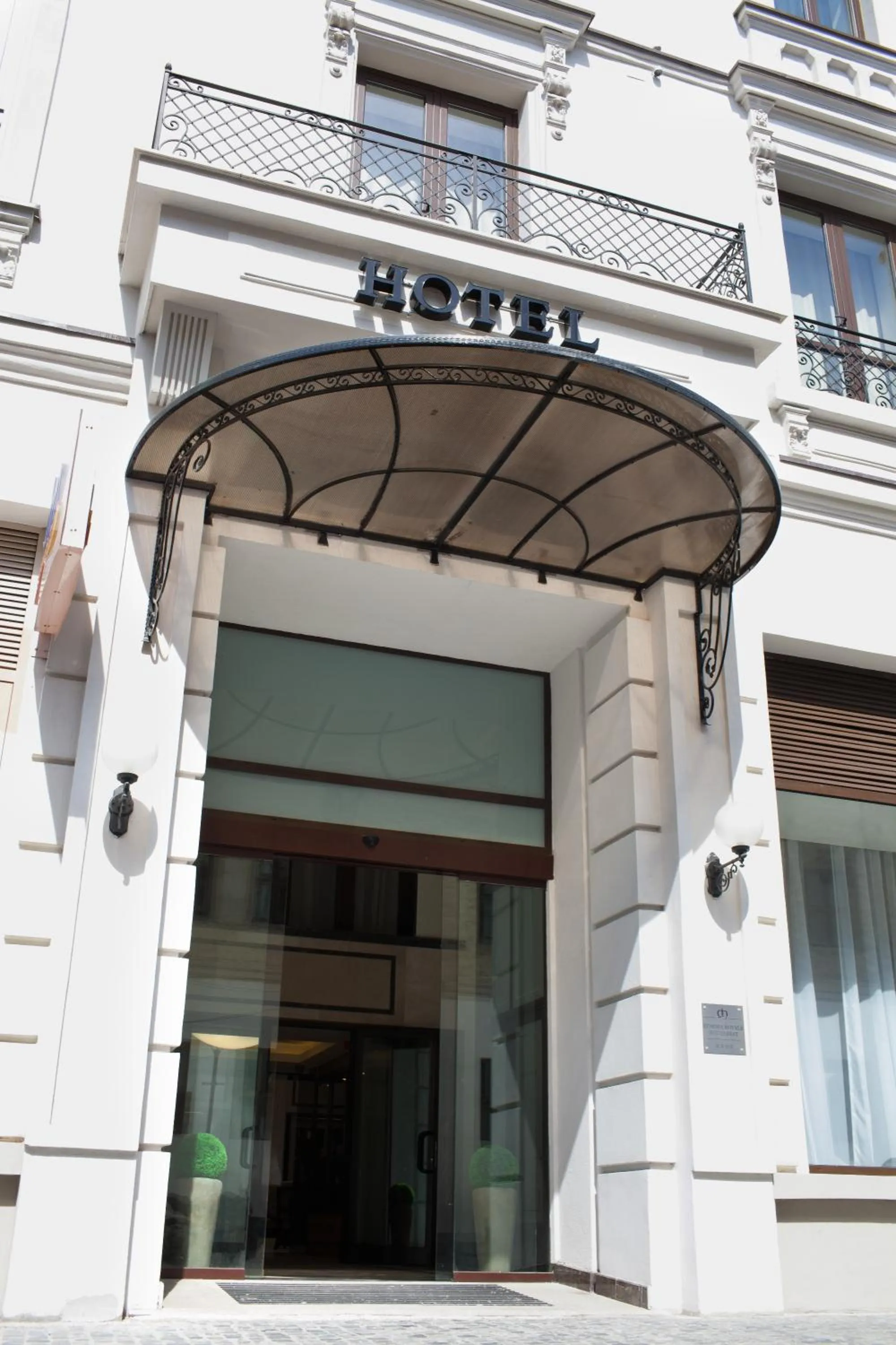 Facade/entrance in Europa Royale Bucharest