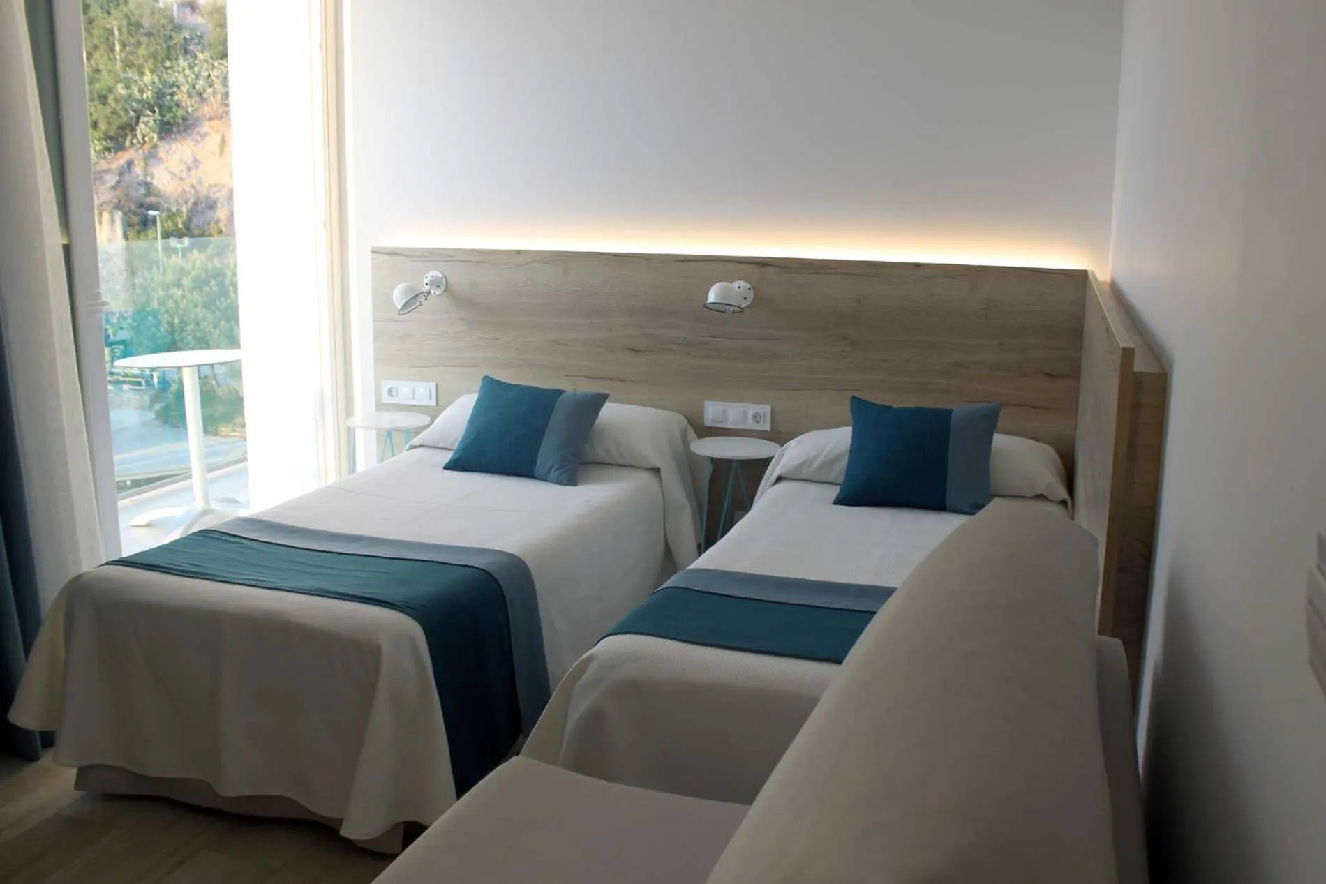 Mountain view, Bed in Rocatel